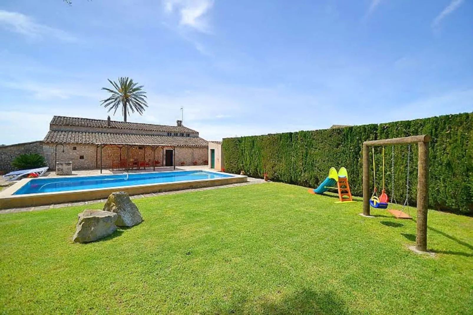 Albadallet-Gardens summer