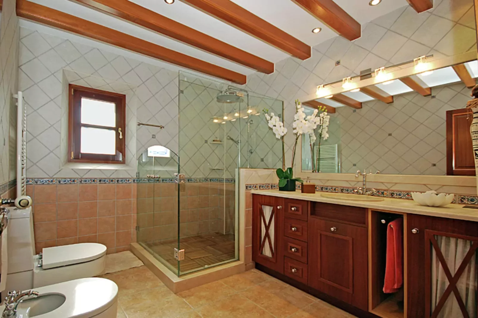 Canova-Bathroom