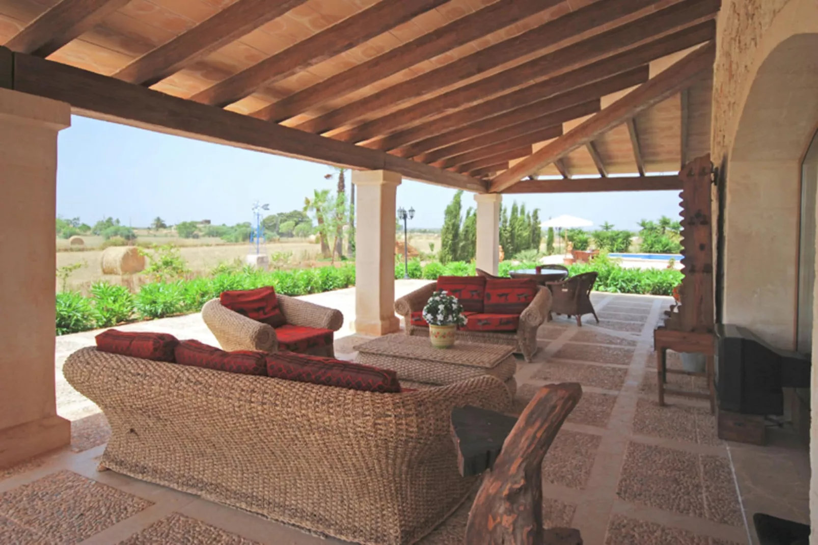 Napont-Terrace balcony