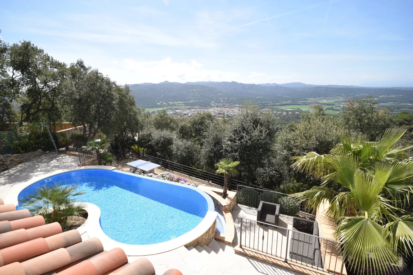 Ojo Azul-View summer