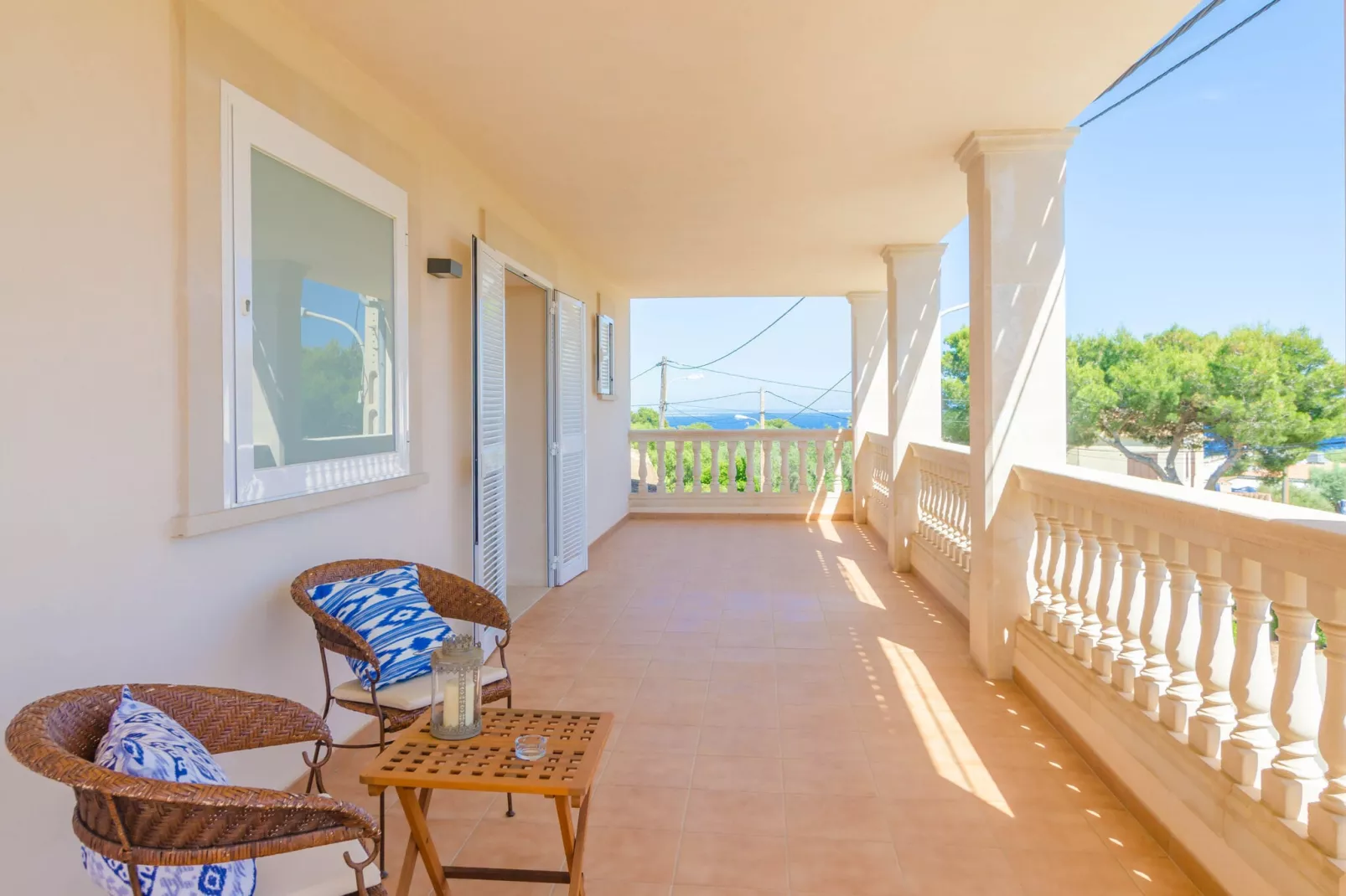 Villa Gloria-Exterior summer