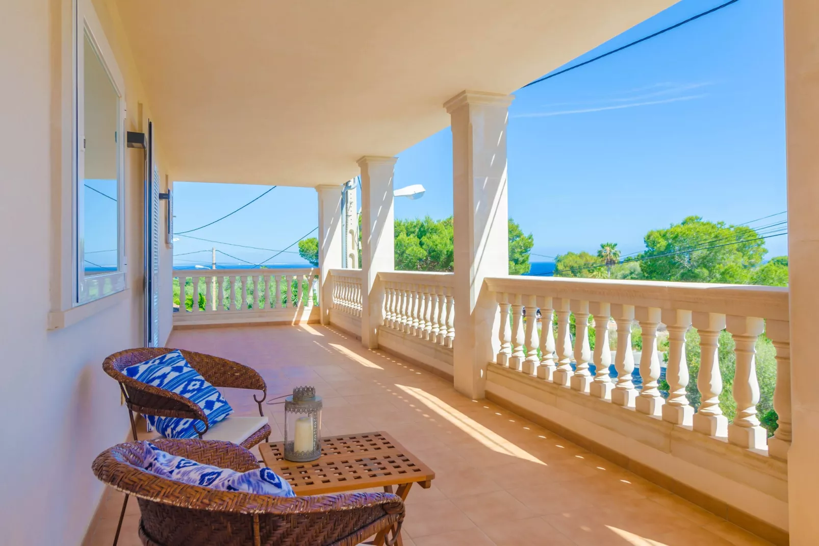 Villa Gloria-Exterior summer