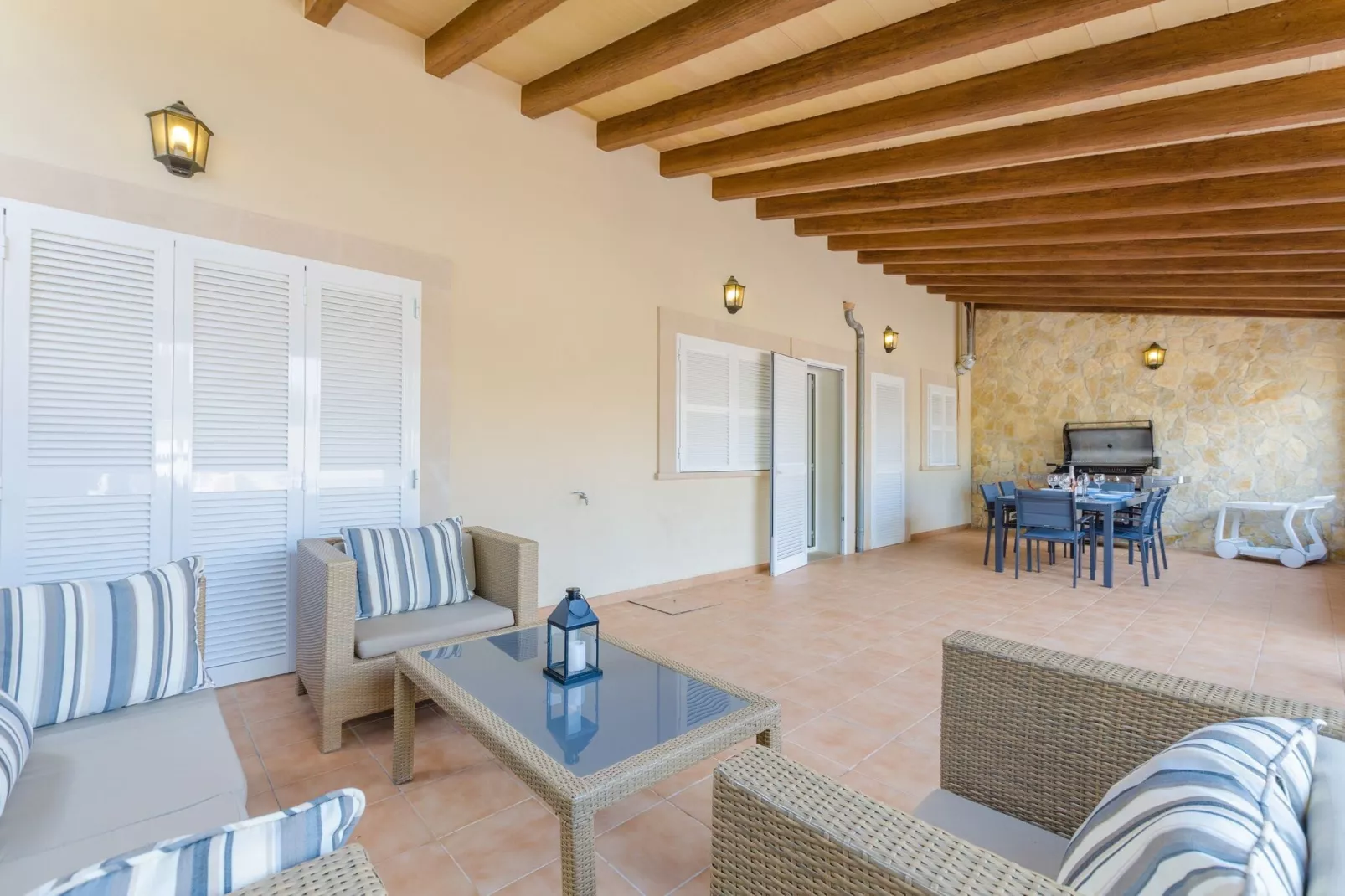 Villa Gloria-Exterior summer
