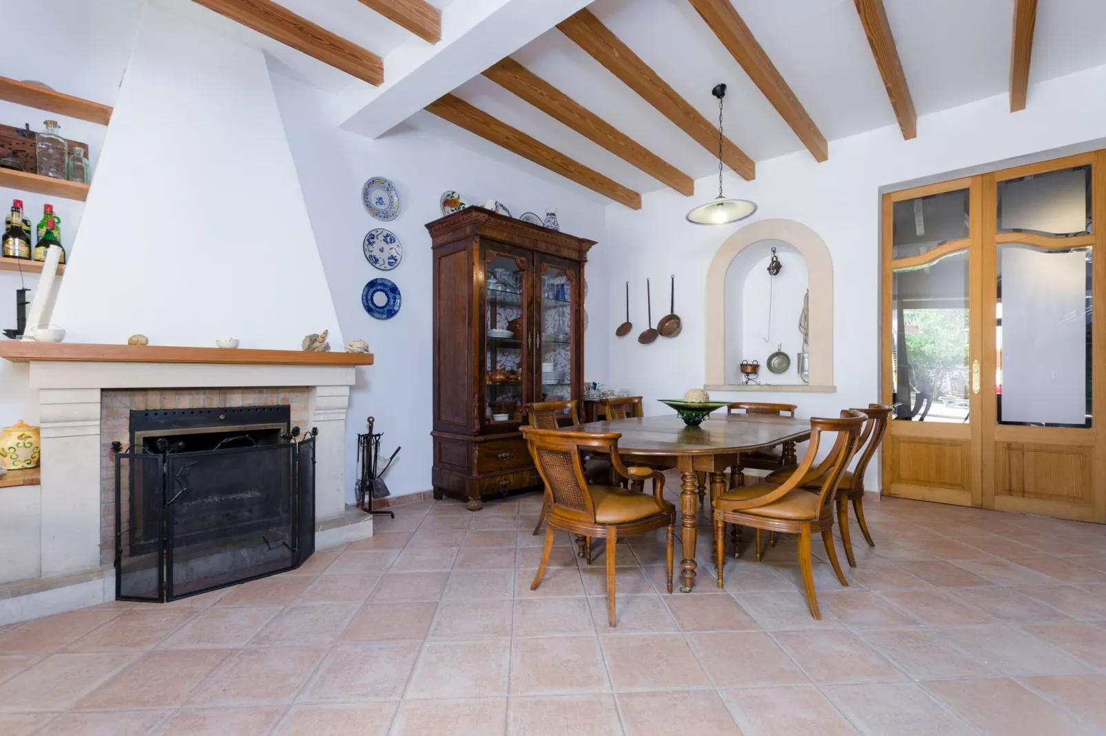 Can Mora-Exterior summer