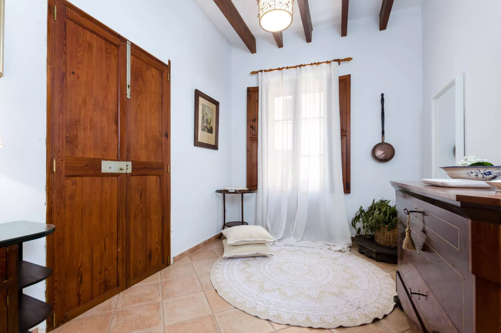 Can Mora-Exterior summer
