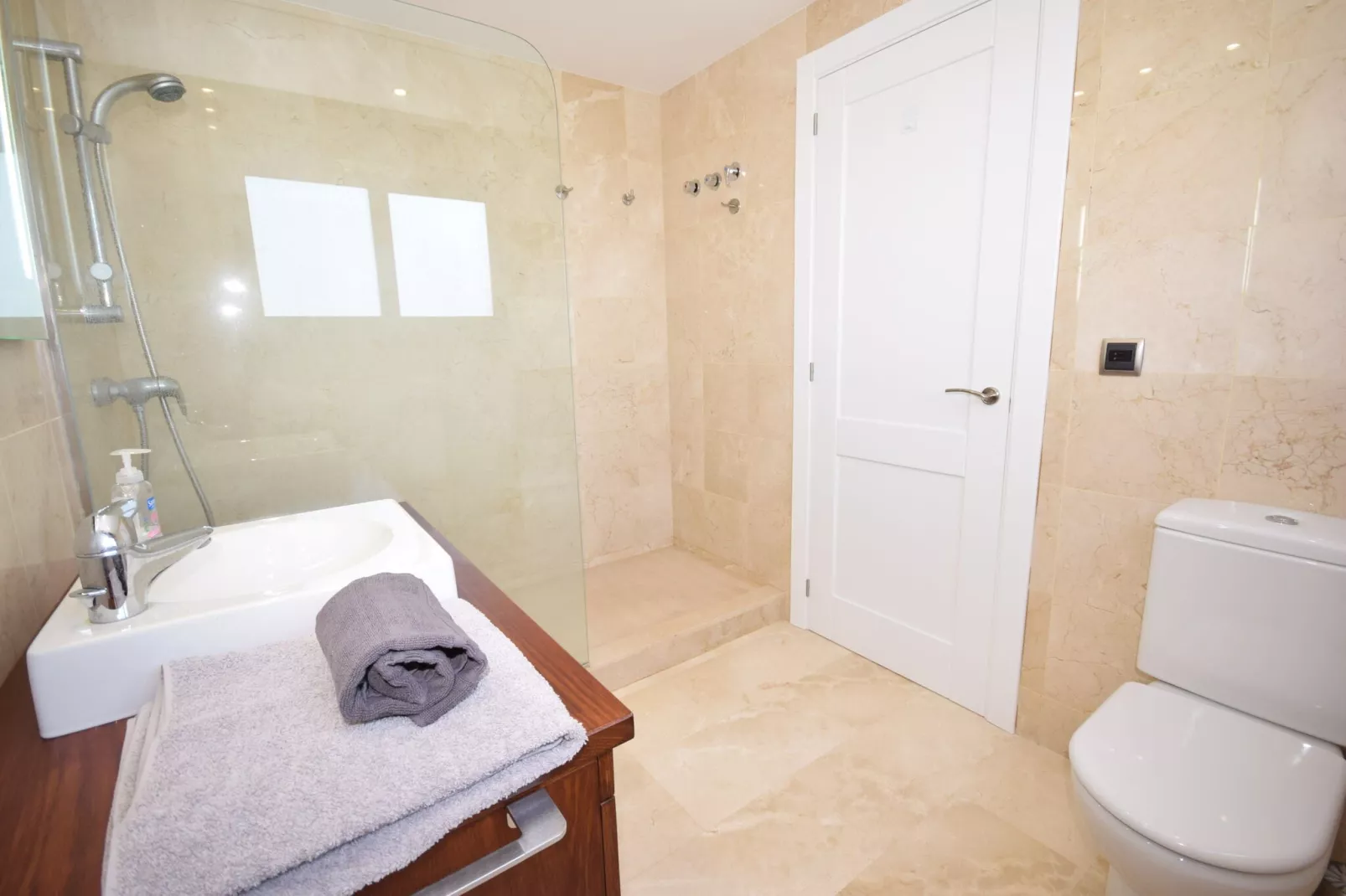 Mirador Mas Nou-Bathroom