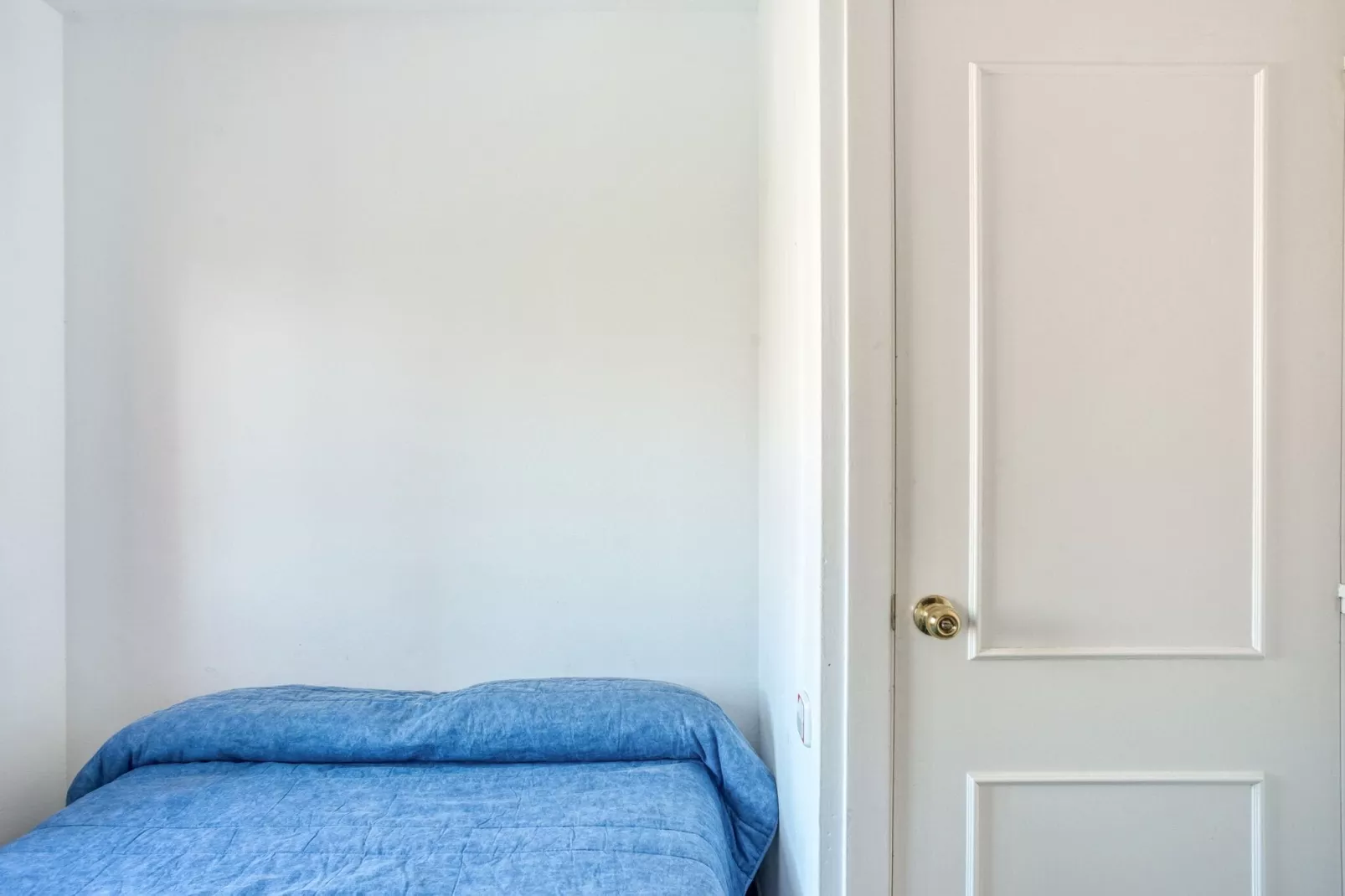 S´Agaró Beach Apartment-Bedroom