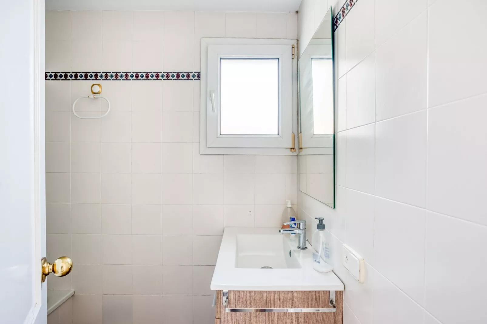 S´Agaró Beach Apartment-Bathroom