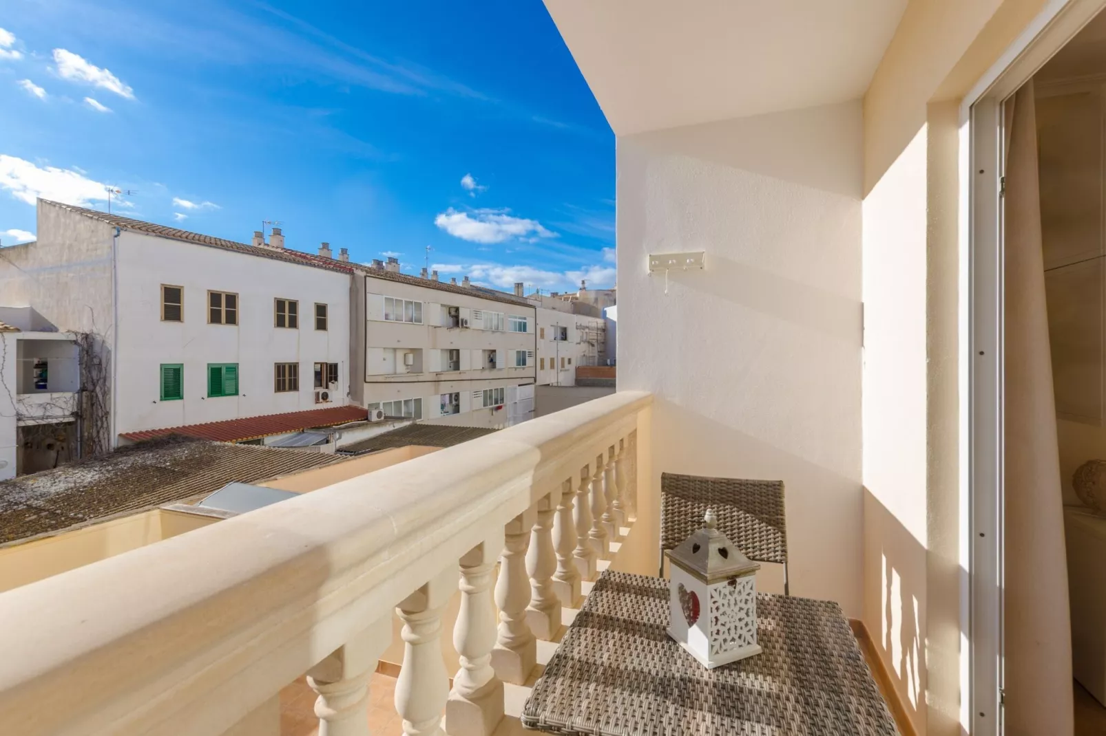 Bonanza 5-Terrace balcony