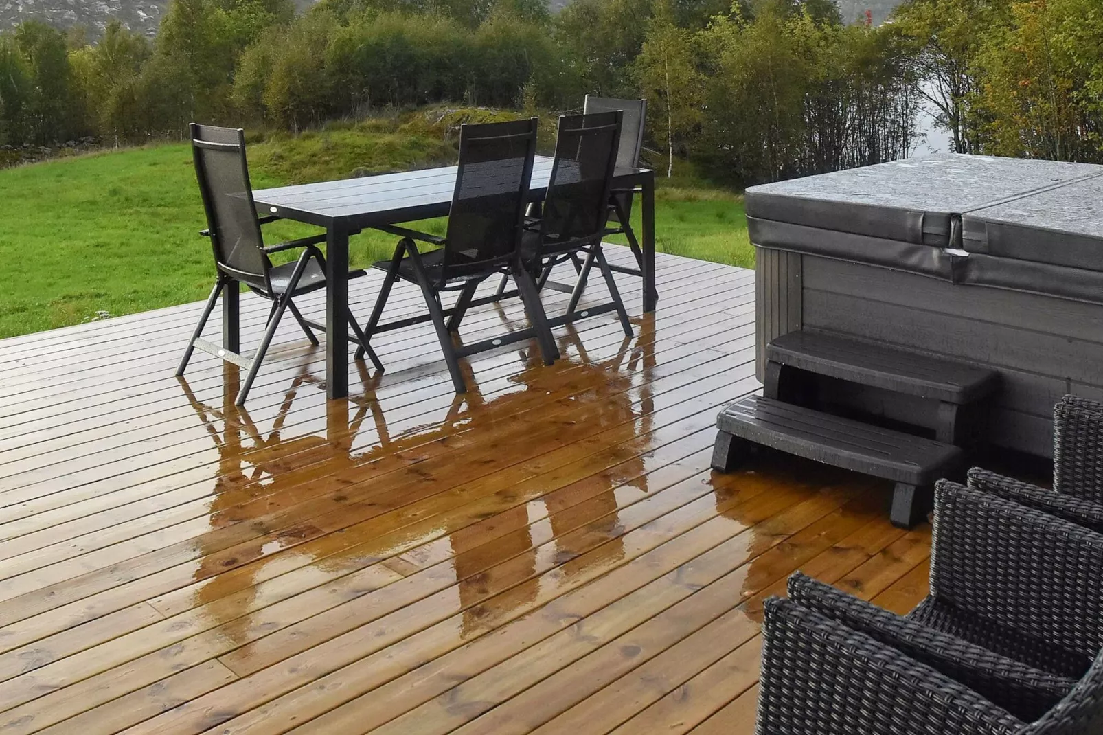 GARNESET/KVINGE-Outdoor