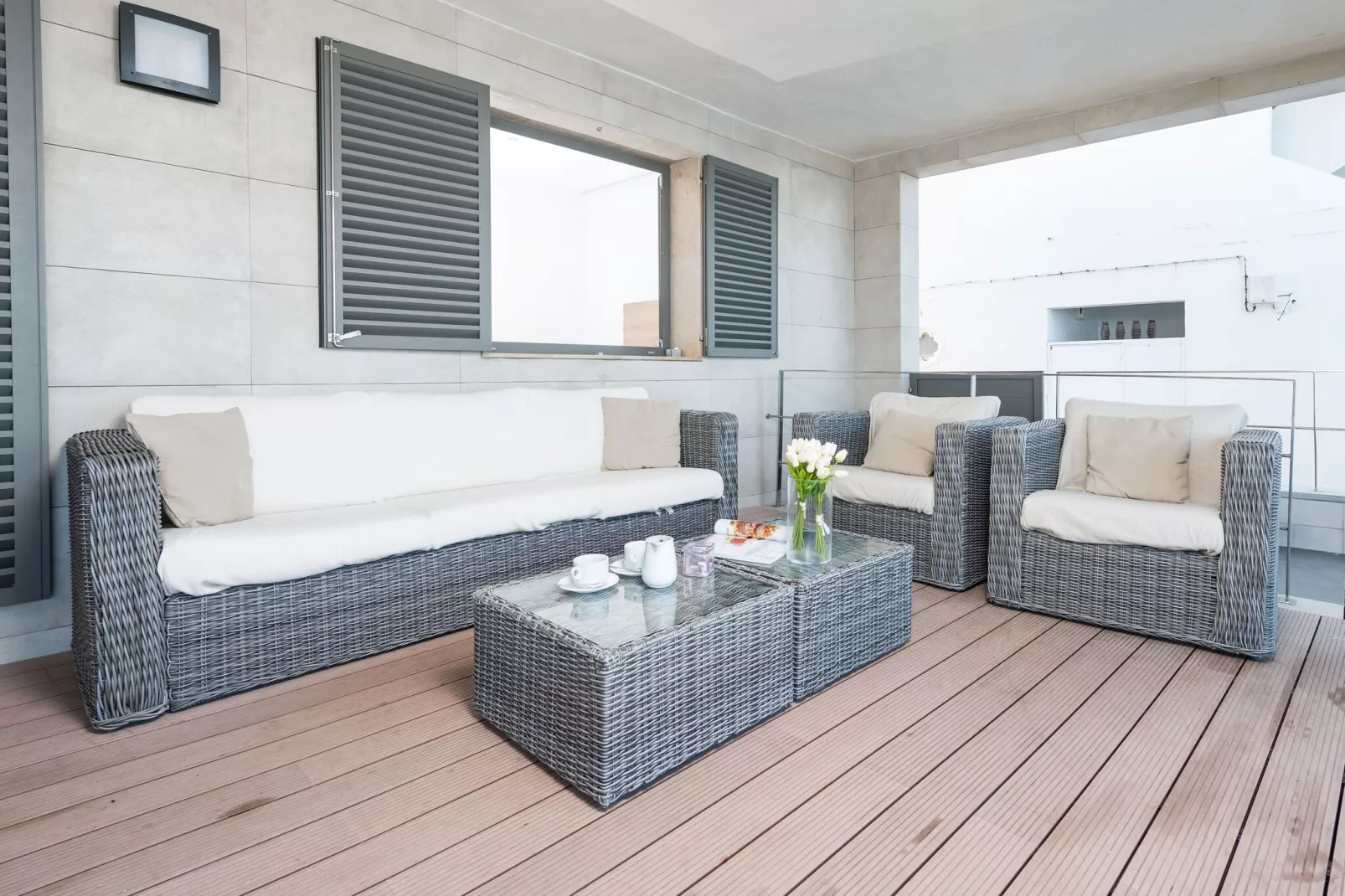 Aixa-Exterior summer