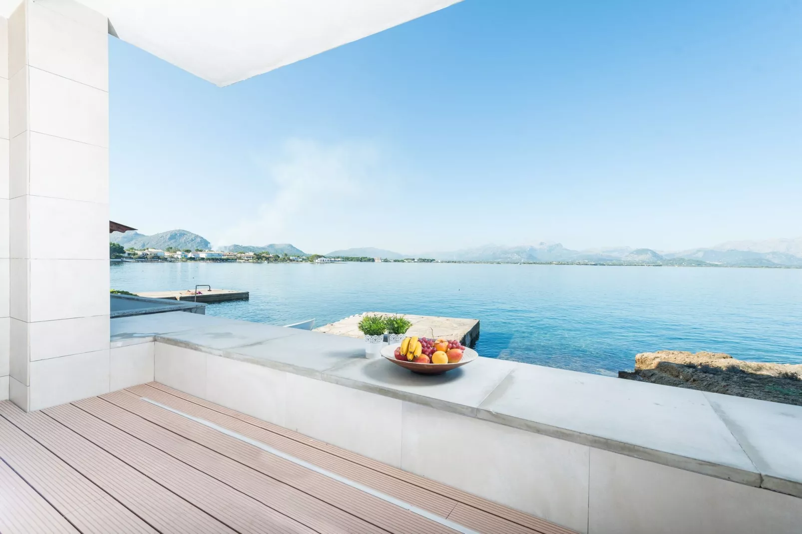 Aixa-Exterior summer