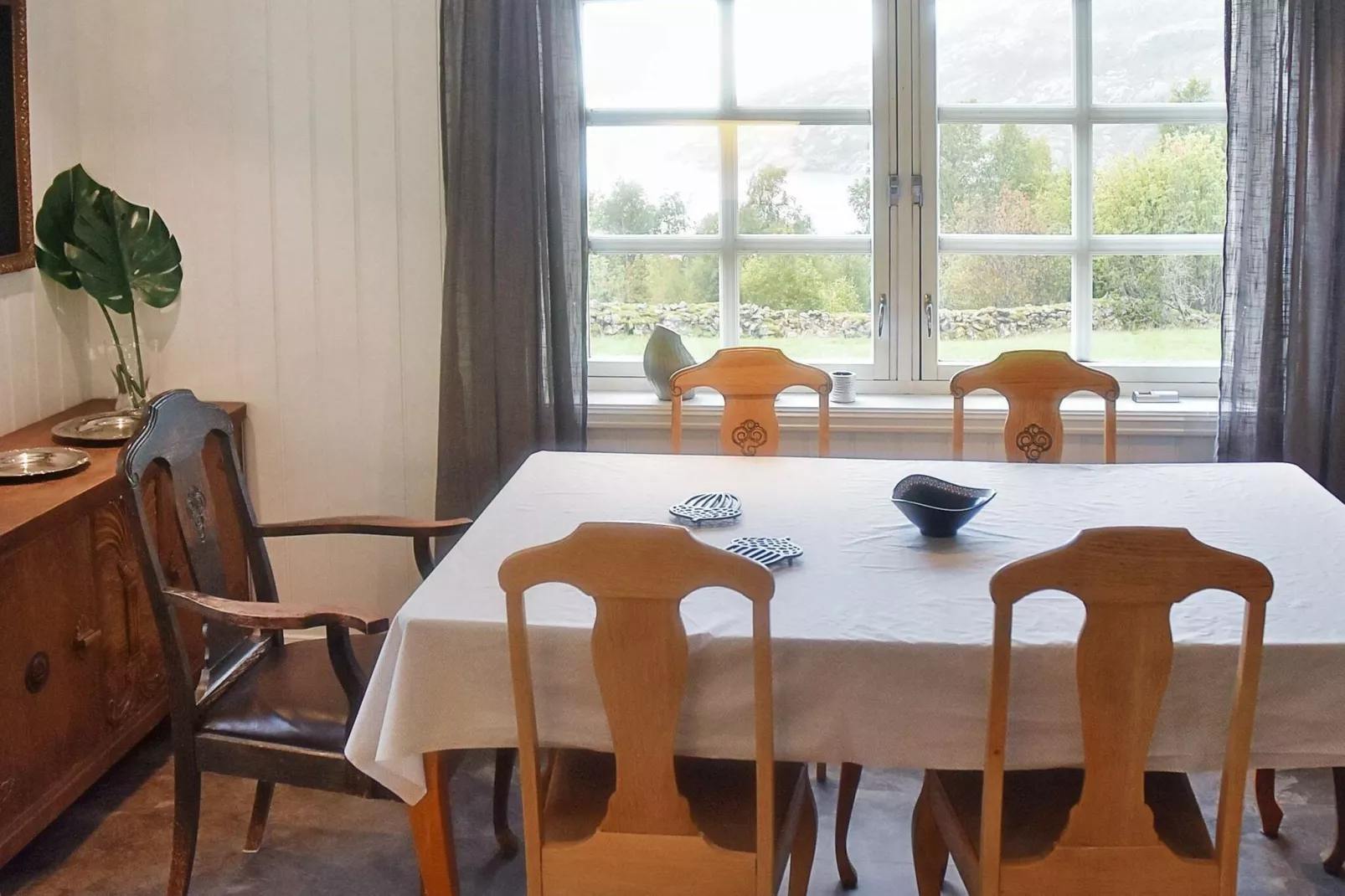 GARNESET/KVINGE-Indoor