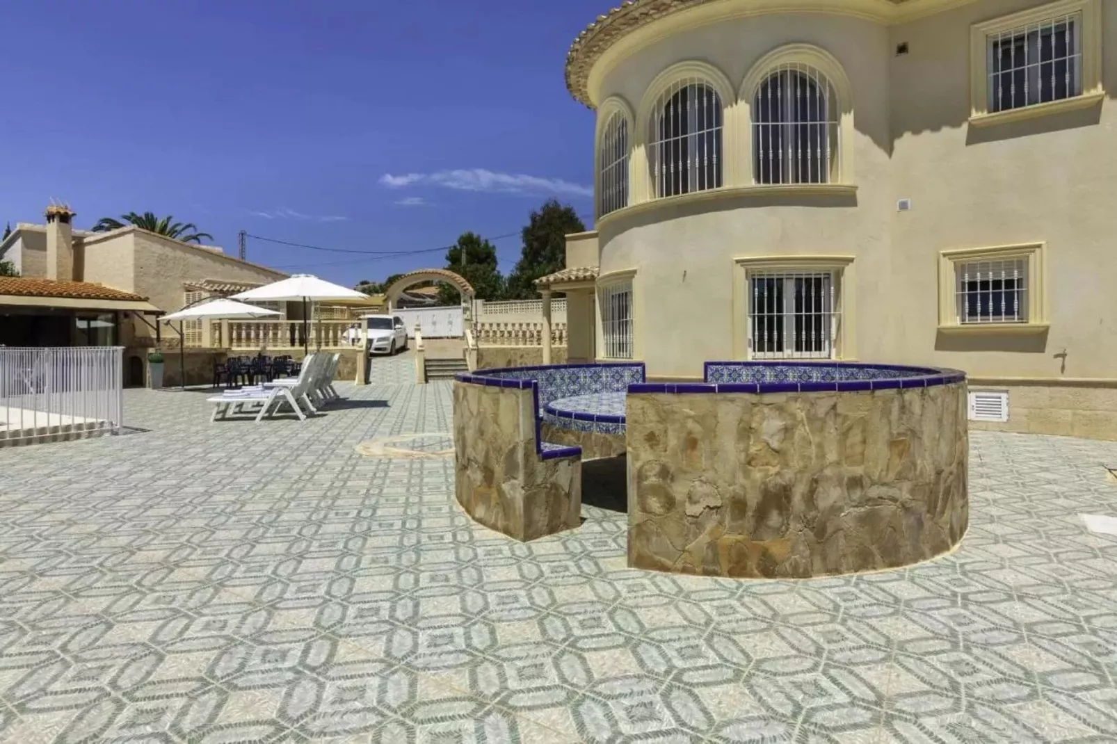 Villa Clara-Terrace balcony