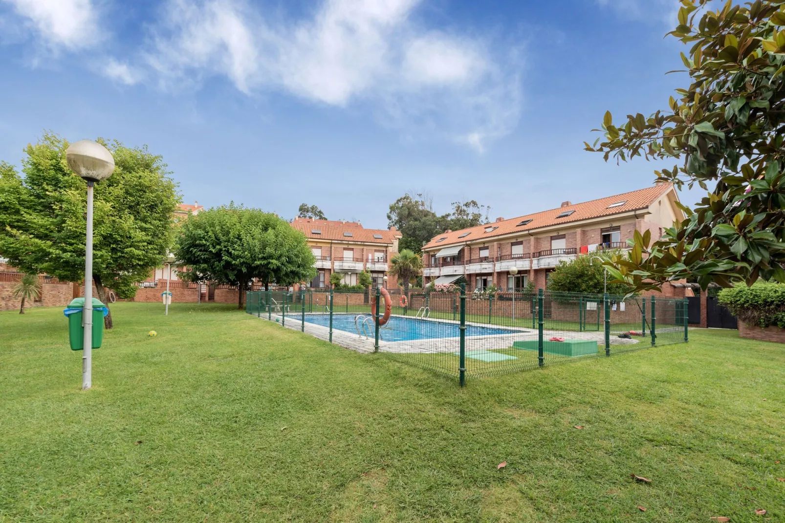 Casa playa de surf Loredo-Pool