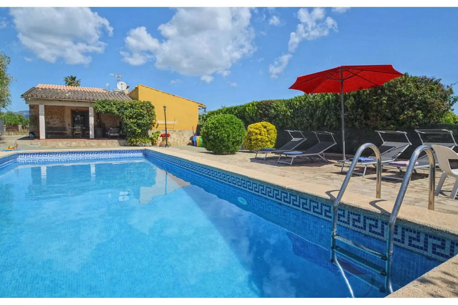 Sa Sini-Pool