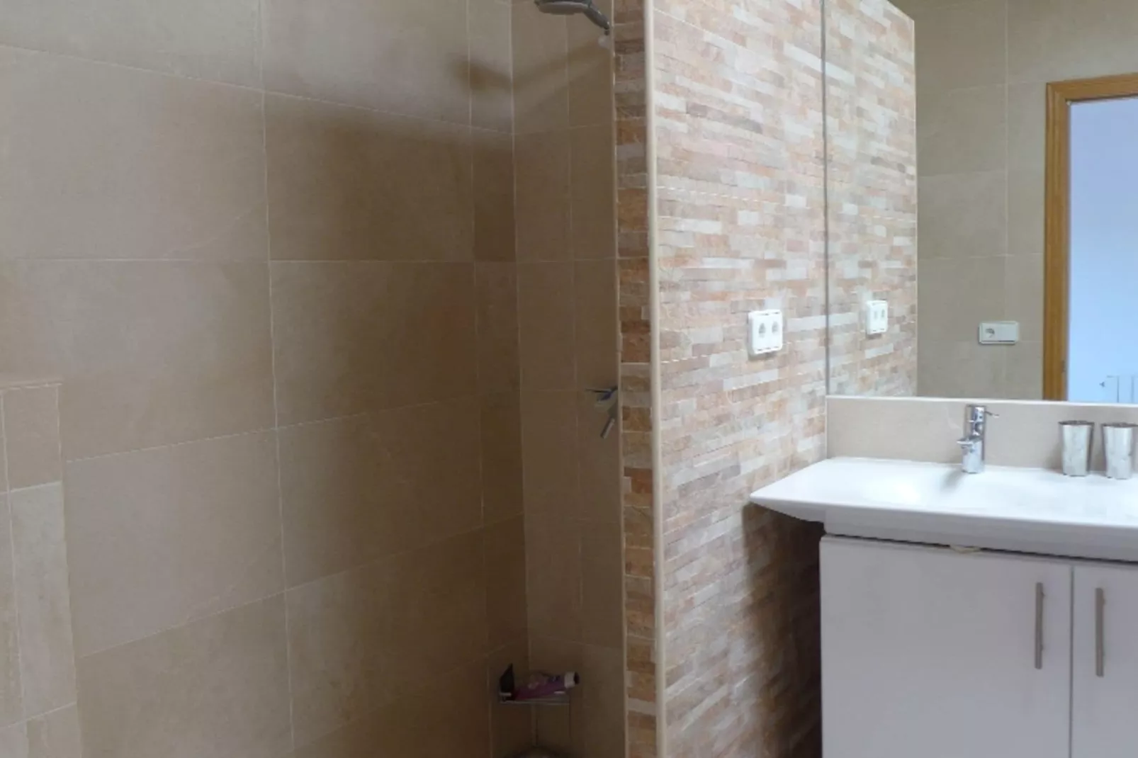 Villa Tranquila-Bathroom