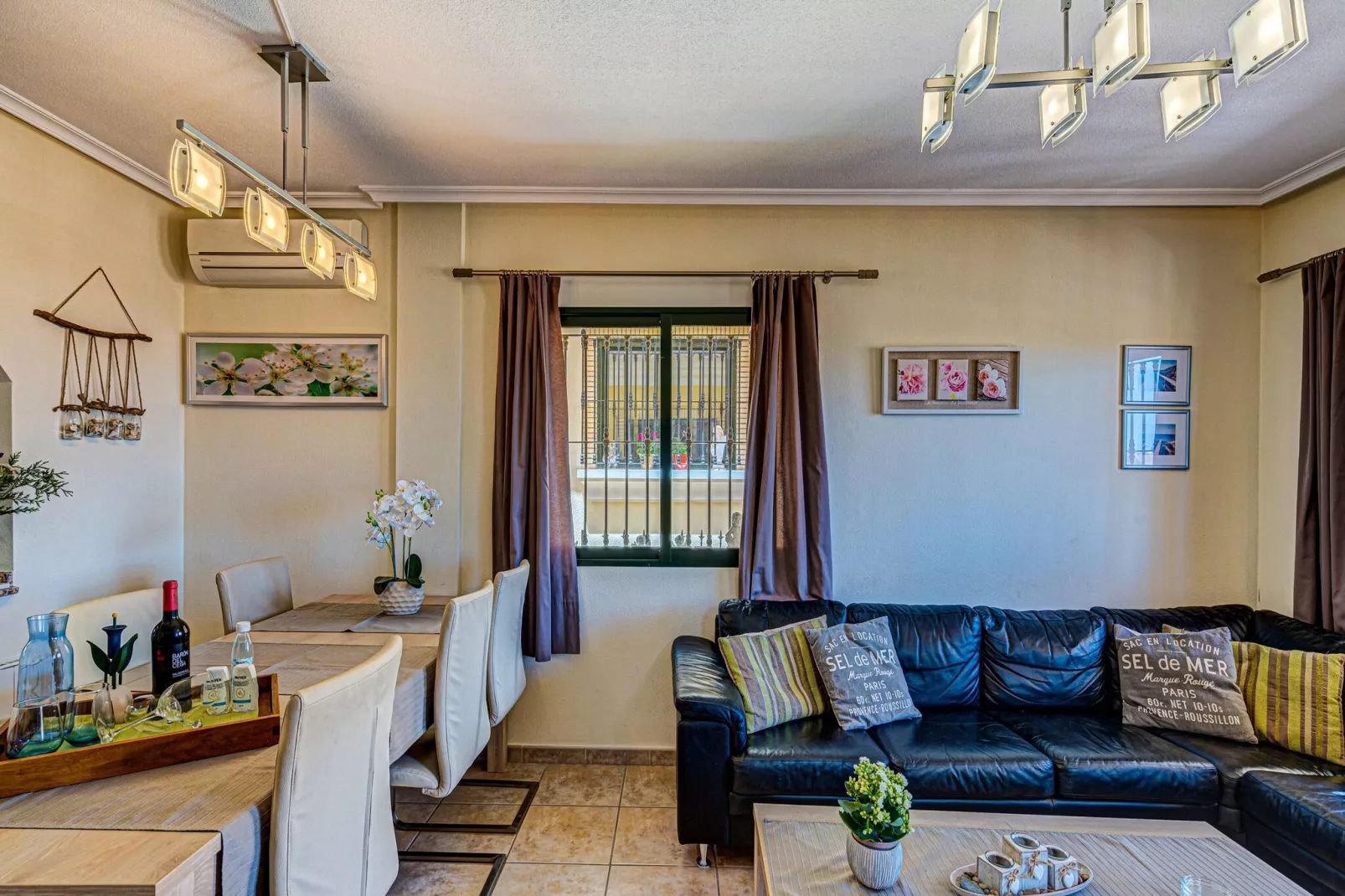 Casa Bale Bale-Salon