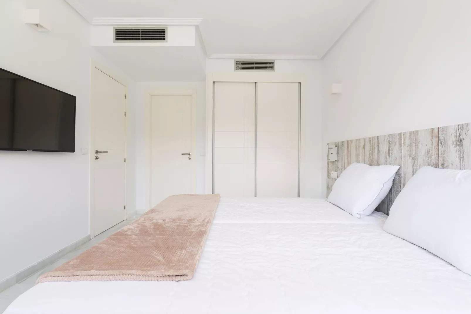 Resort Costa Blanca 9-Bedroom