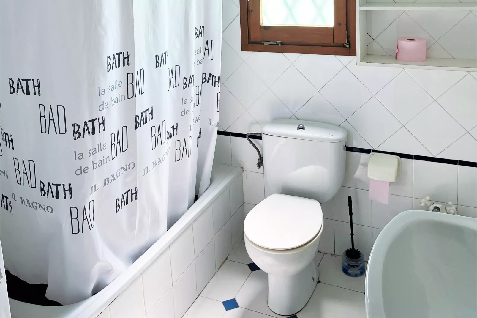 Bungalow Alhambra ULF-Badezimmer