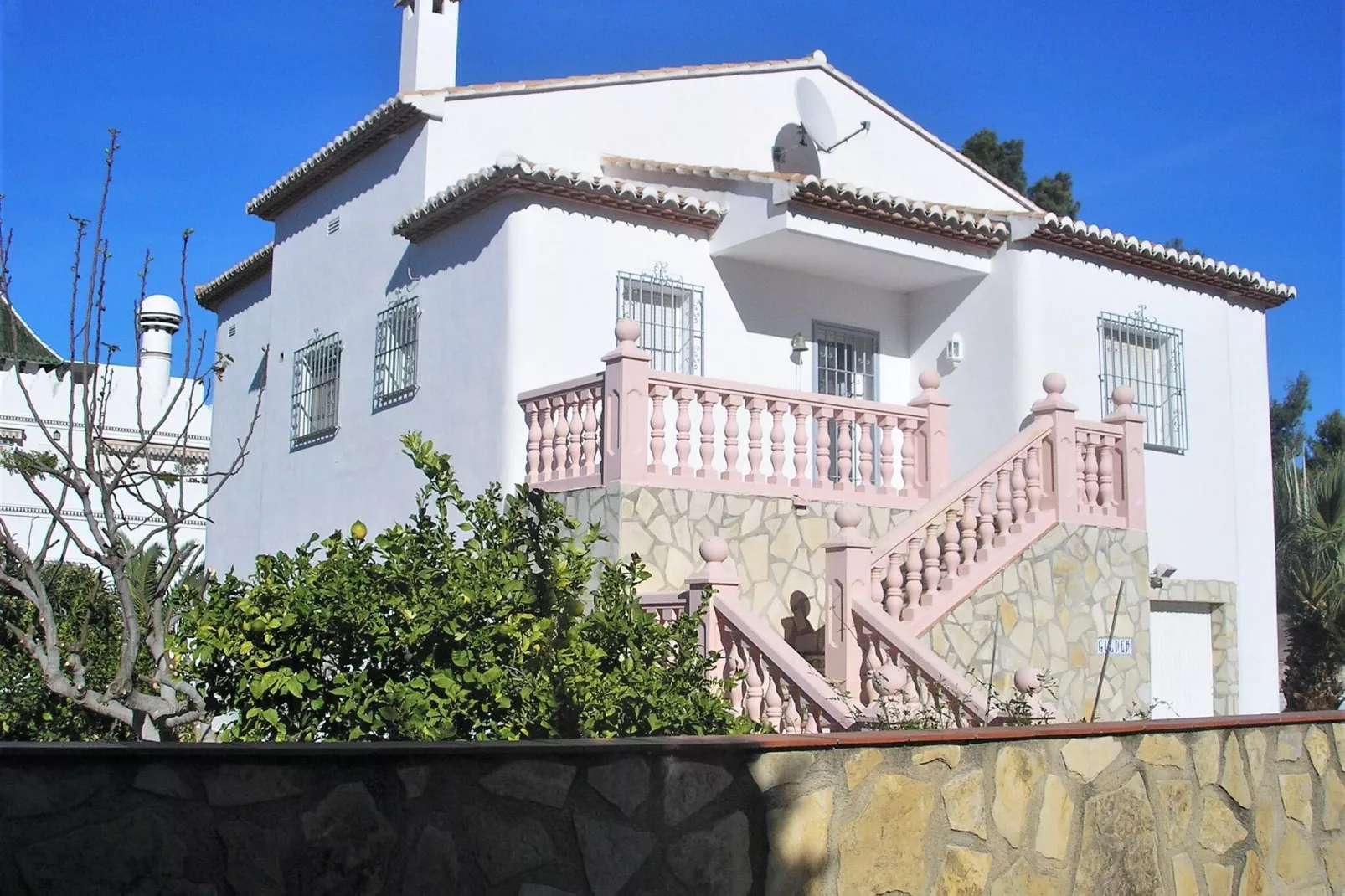 Villa Josefina-Exterior summer