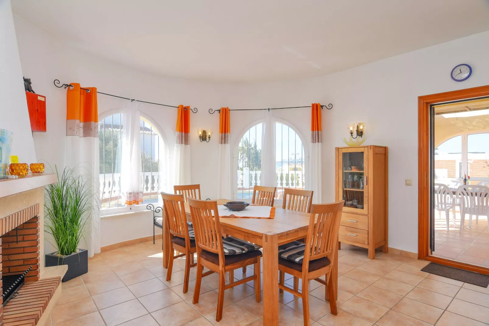 Renata-Dining room
