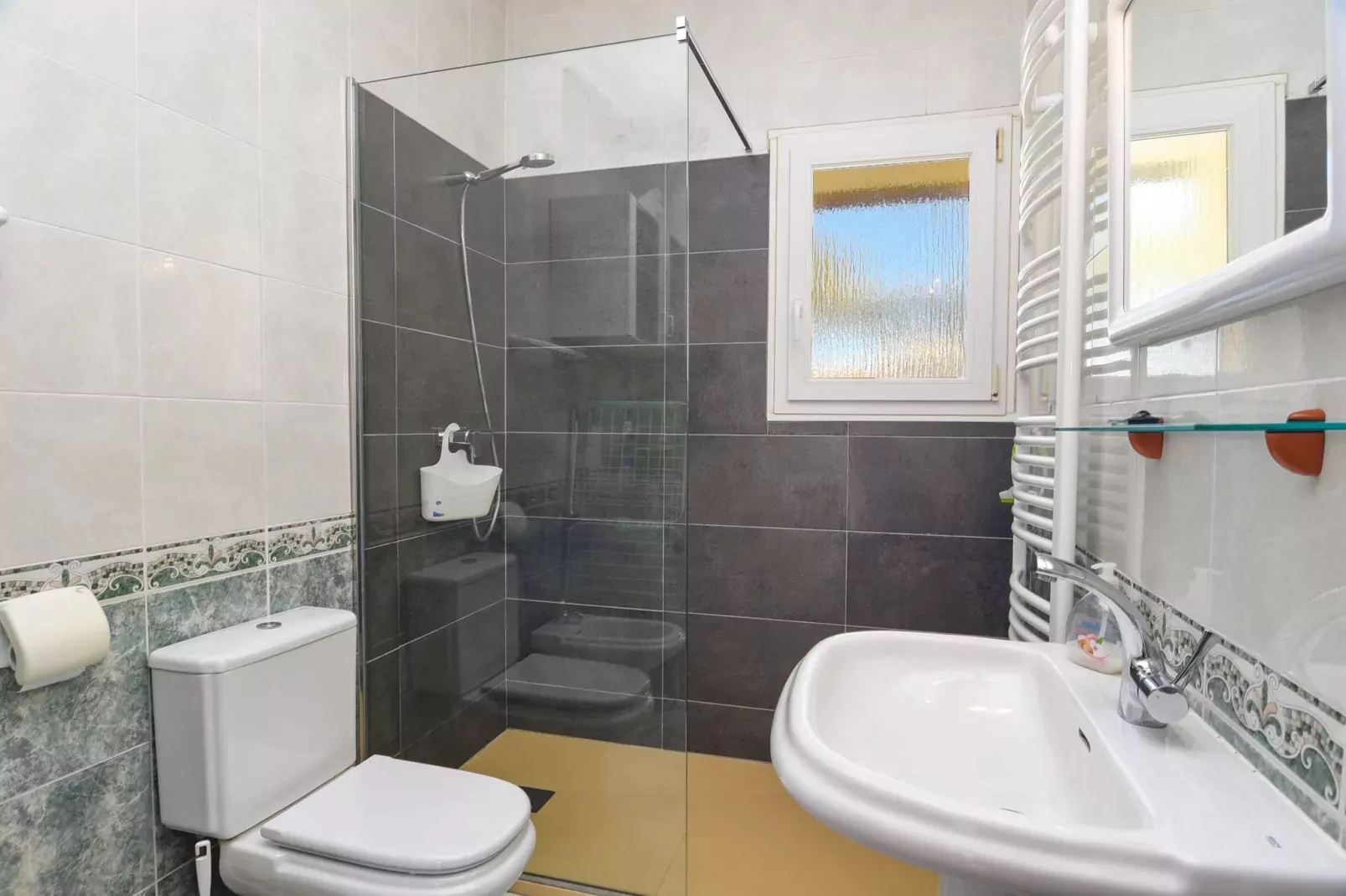 Renata-Bathroom