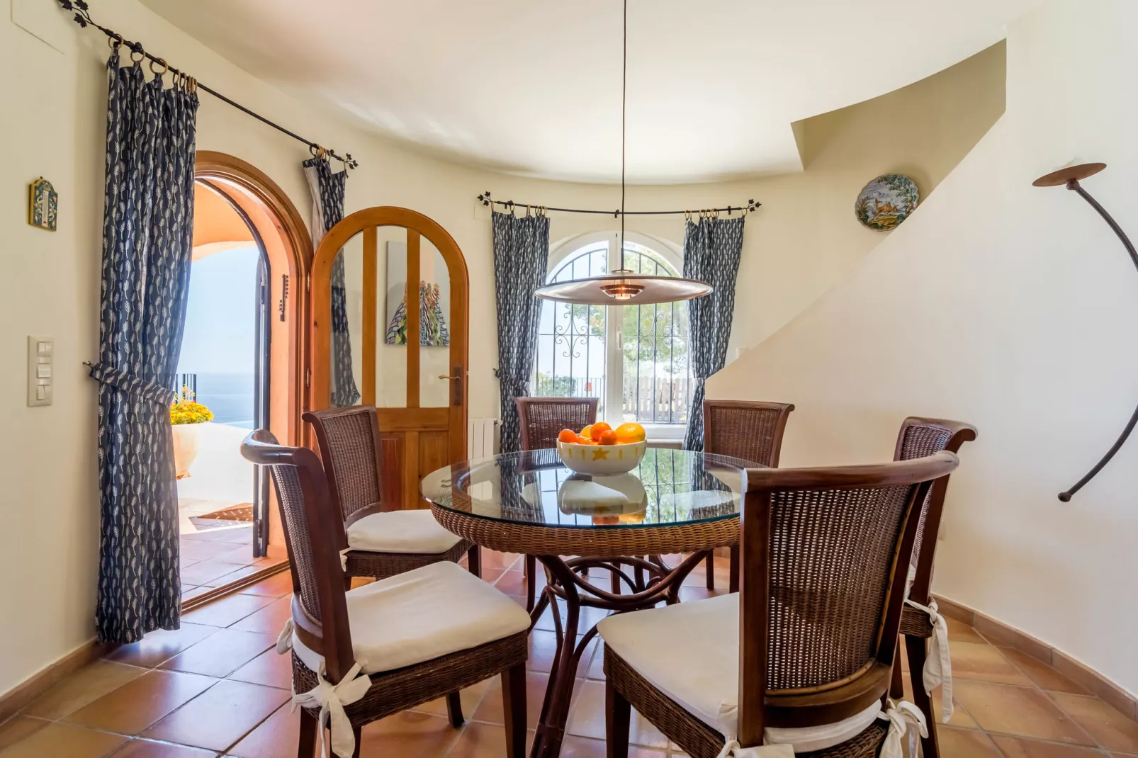 Casa Camelias-Dining room