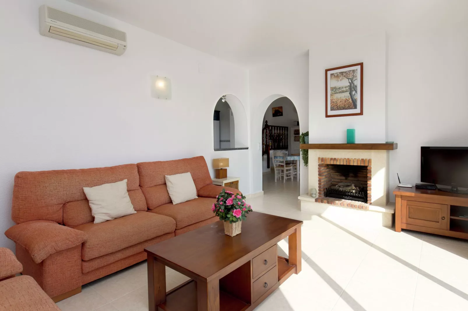 Magnolias-Living room