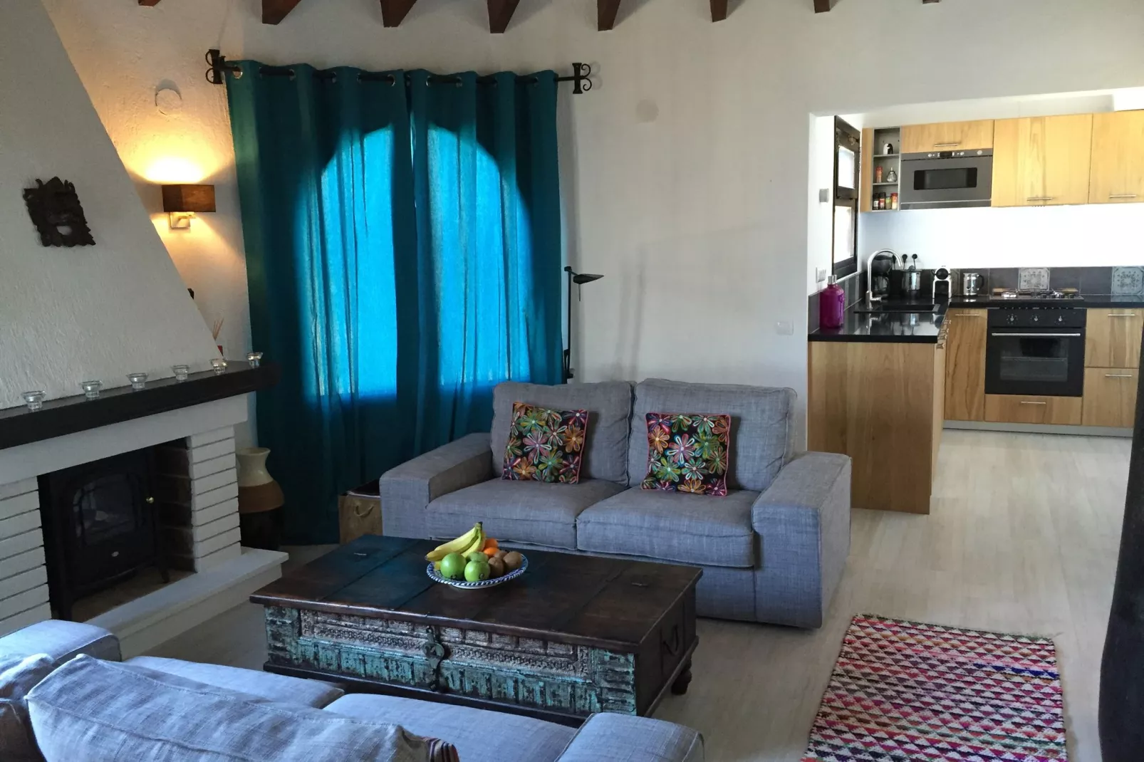Las Brisas-Salon