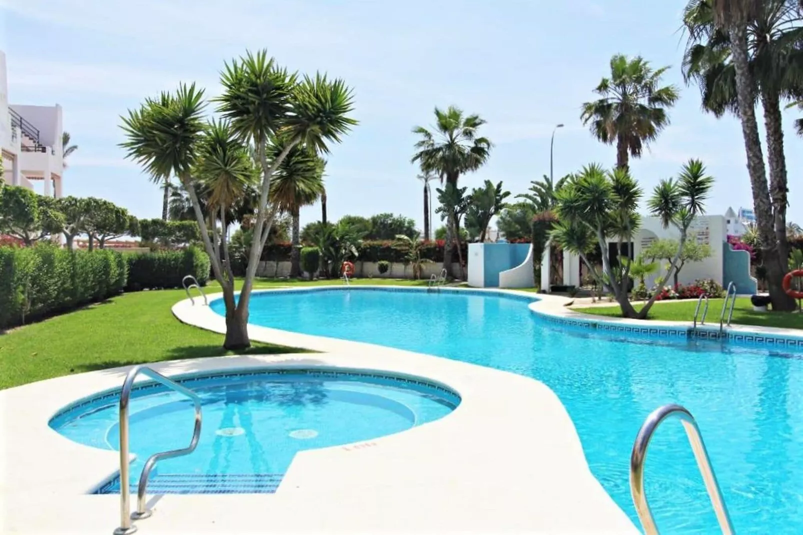Apartamento 1º con terraza-Pool