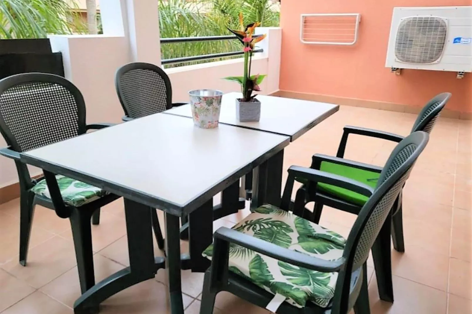 Apartamento 1º con terraza-Terrace balcony