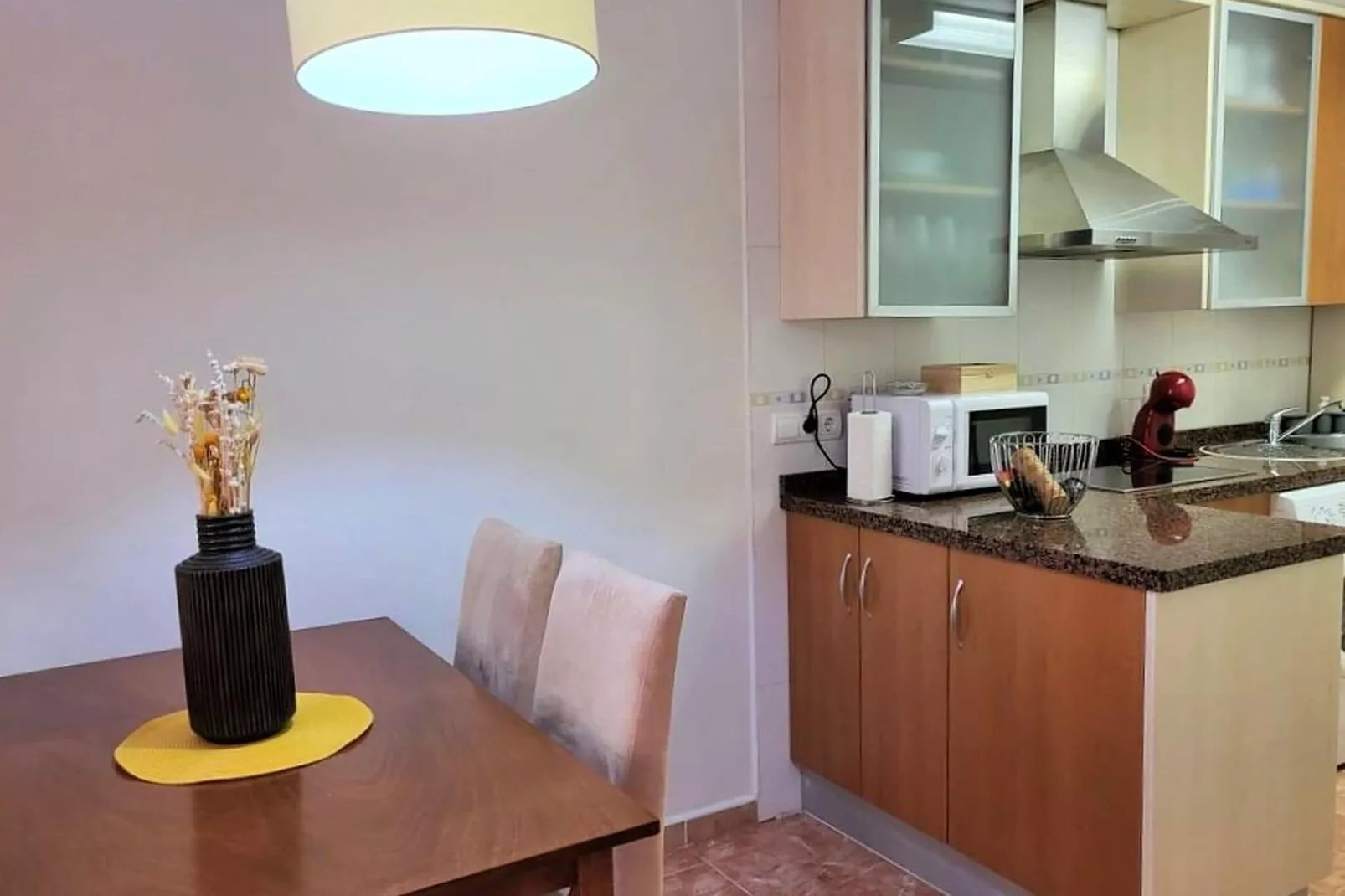 Bajo con terraza jardín y piscina privada-Kitchen