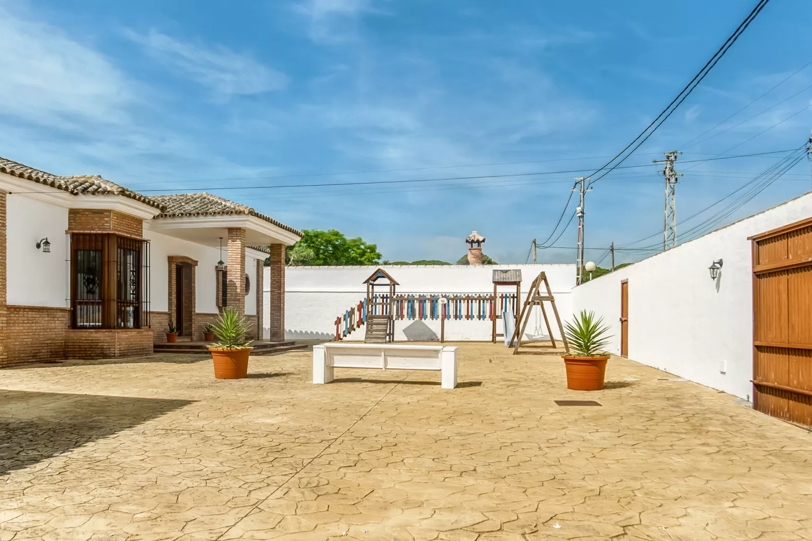 Casa Qlint & Enrique-Facilities