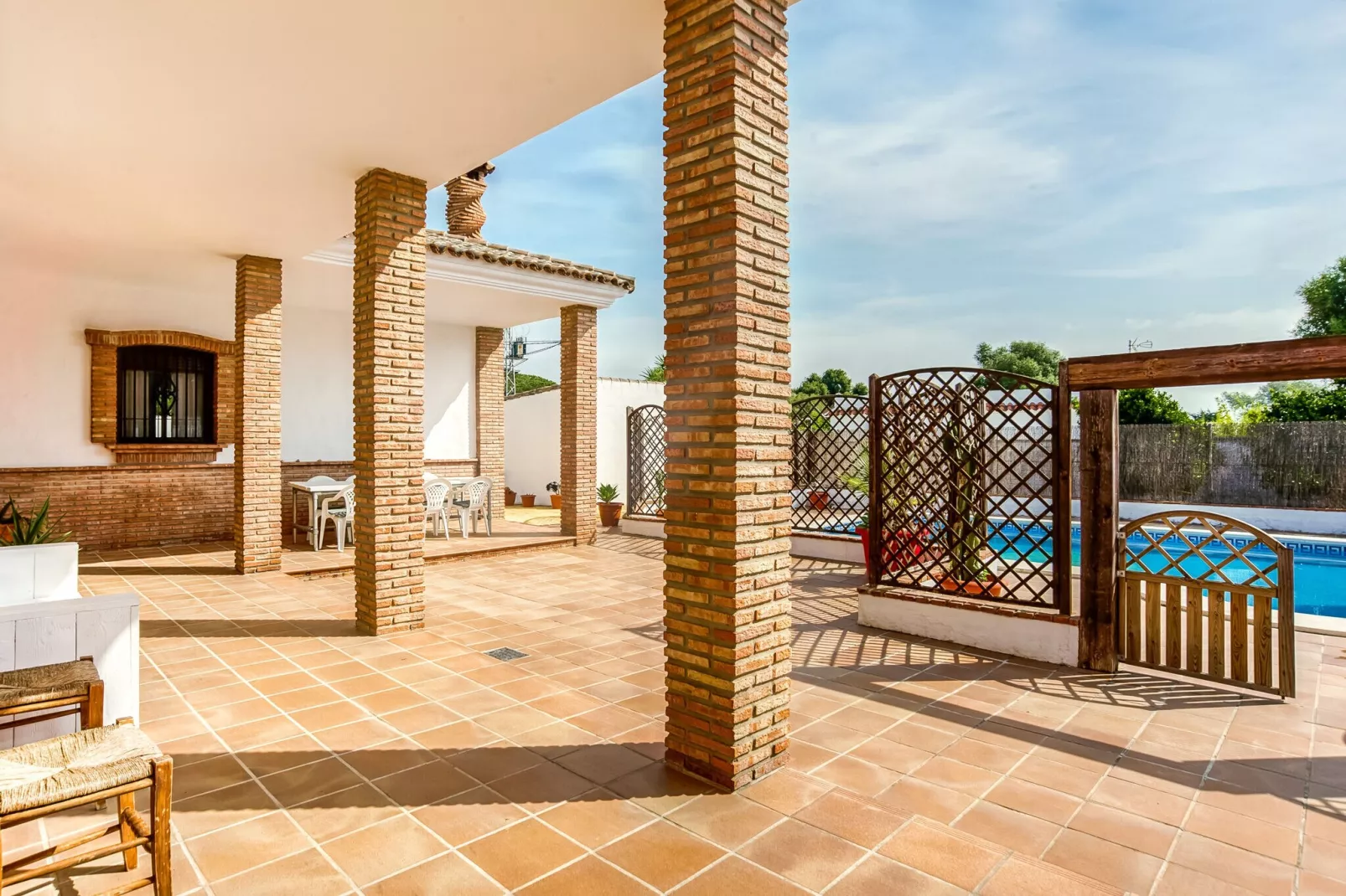 Casa Qlint & Enrique-Exterior summer