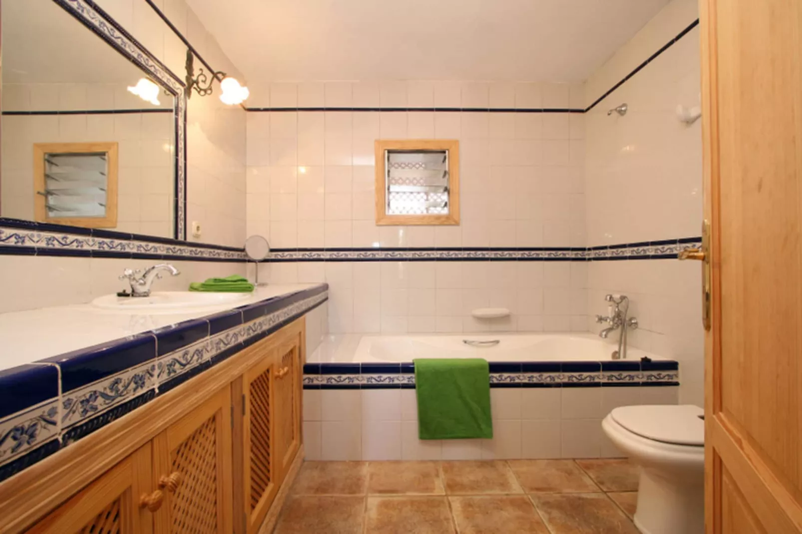 Nyany-Bathroom