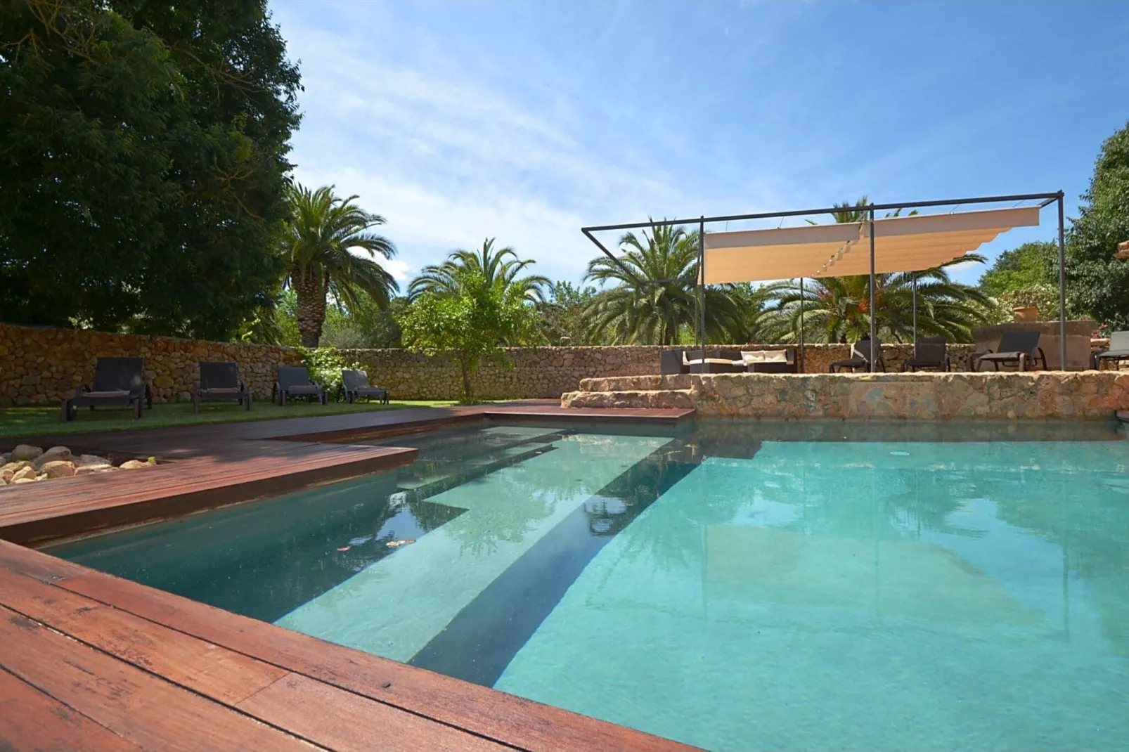 Mir-Pool