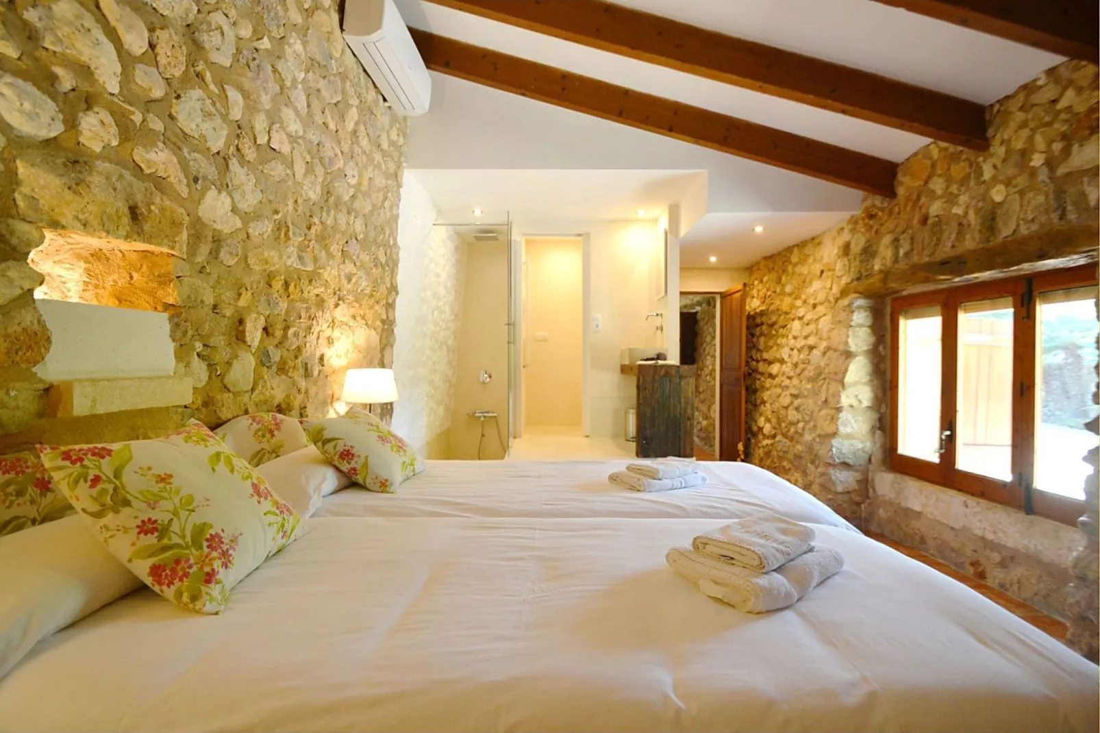 Sestador-Bedroom