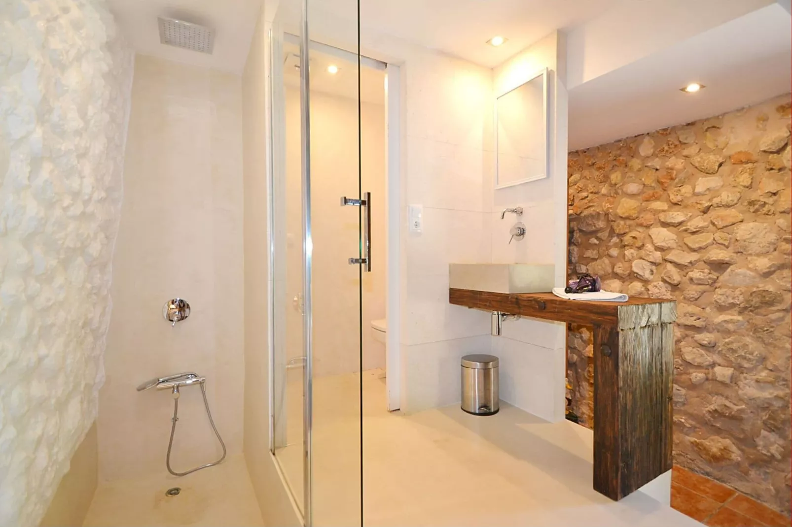 Sestador-Bathroom