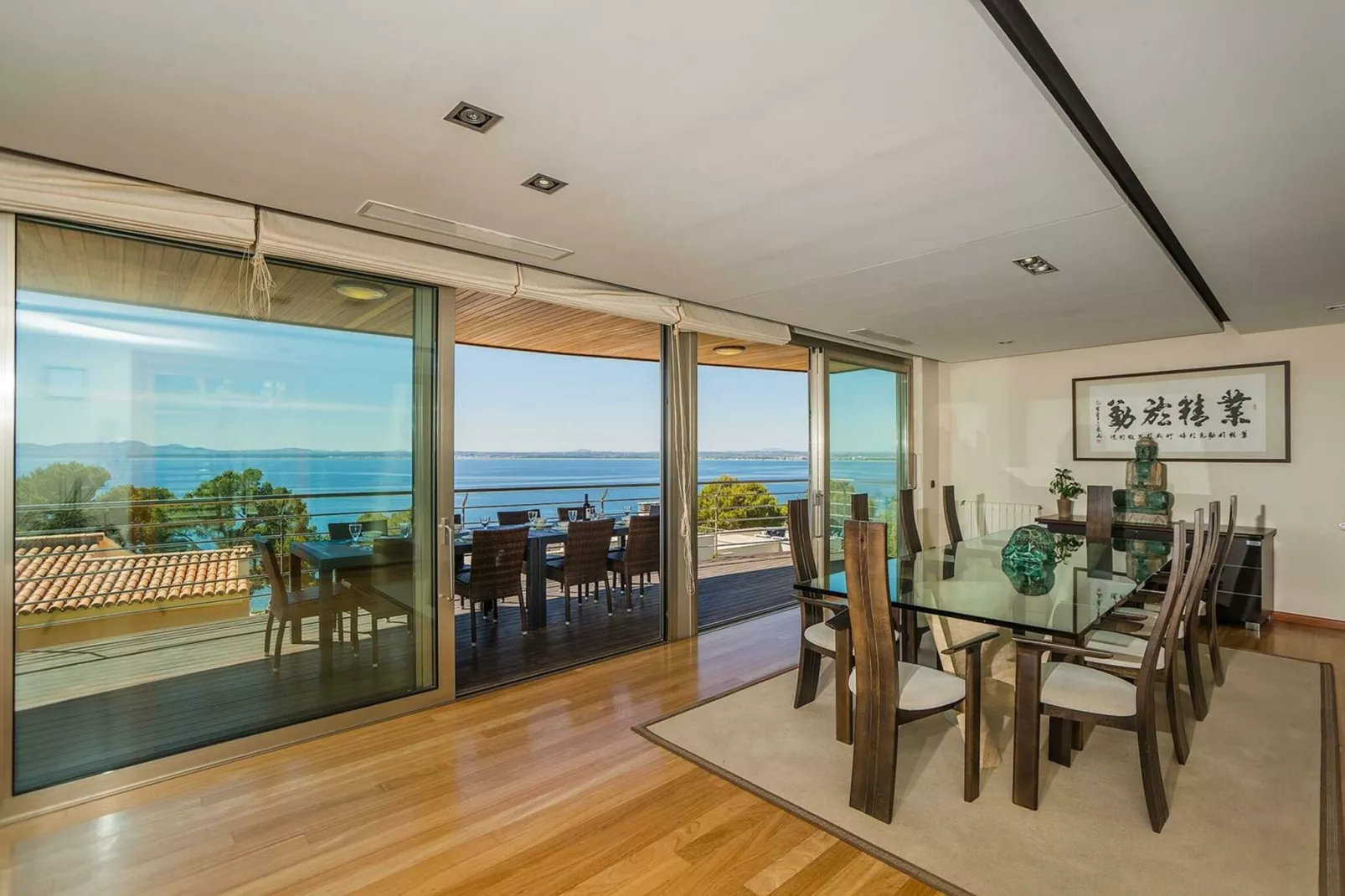 Sammy-Dining room