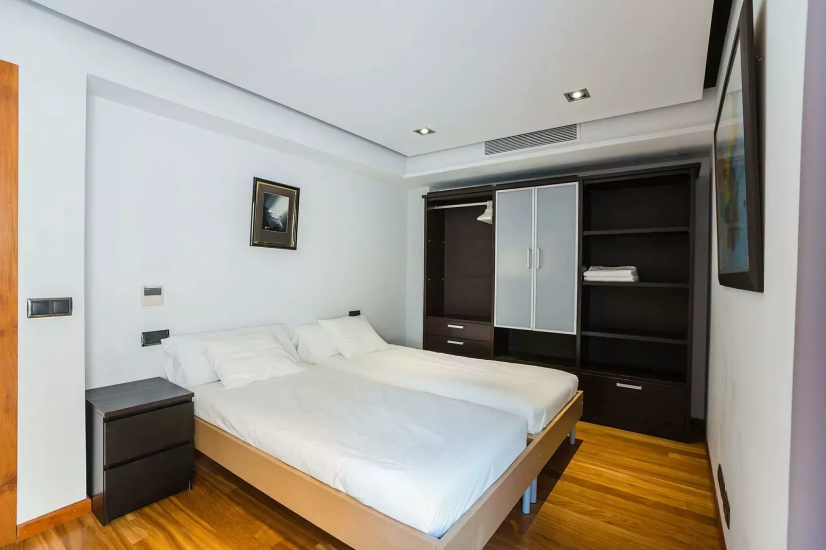 Sammy-Bedroom