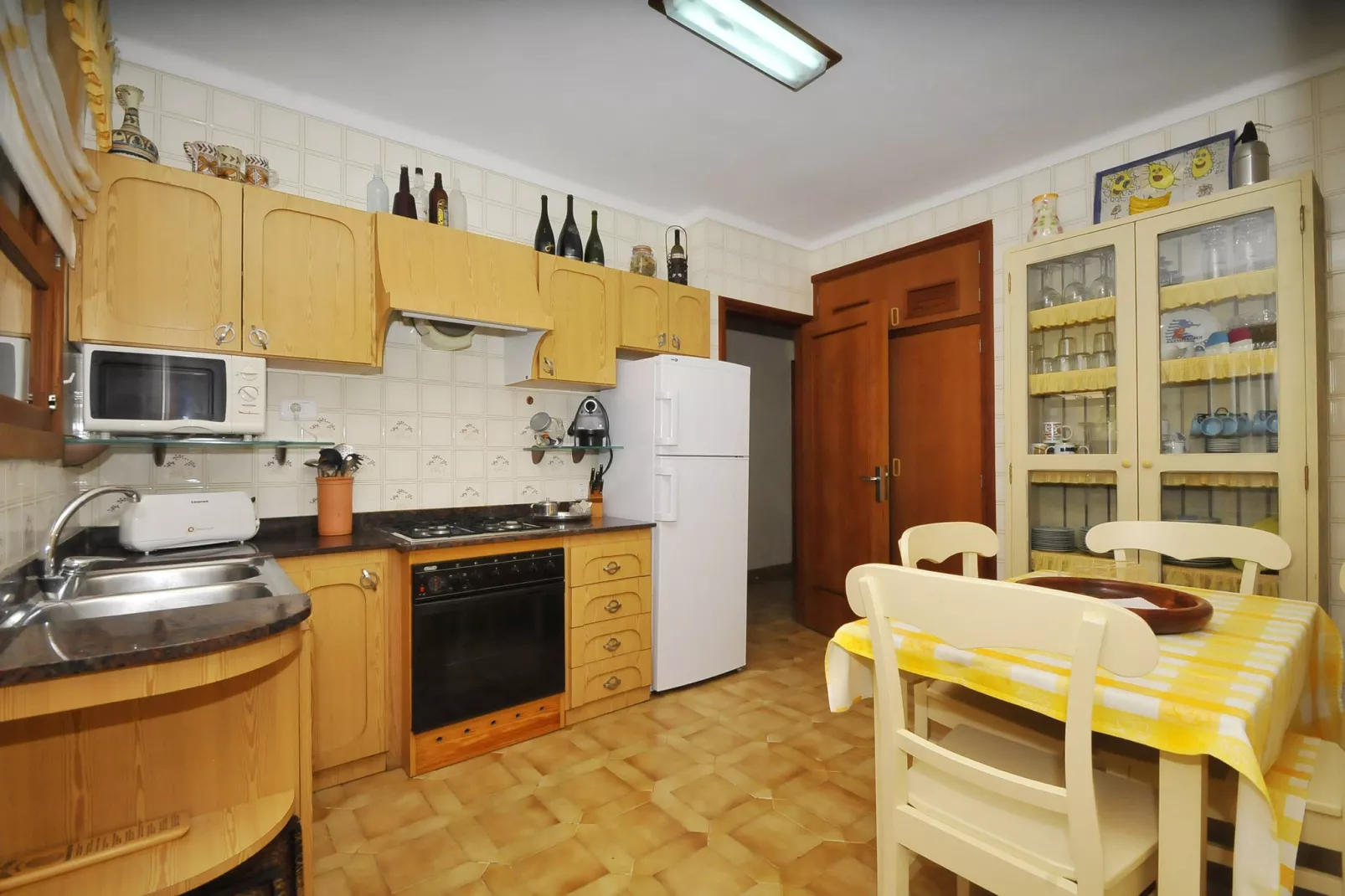 Cora-Kitchen
