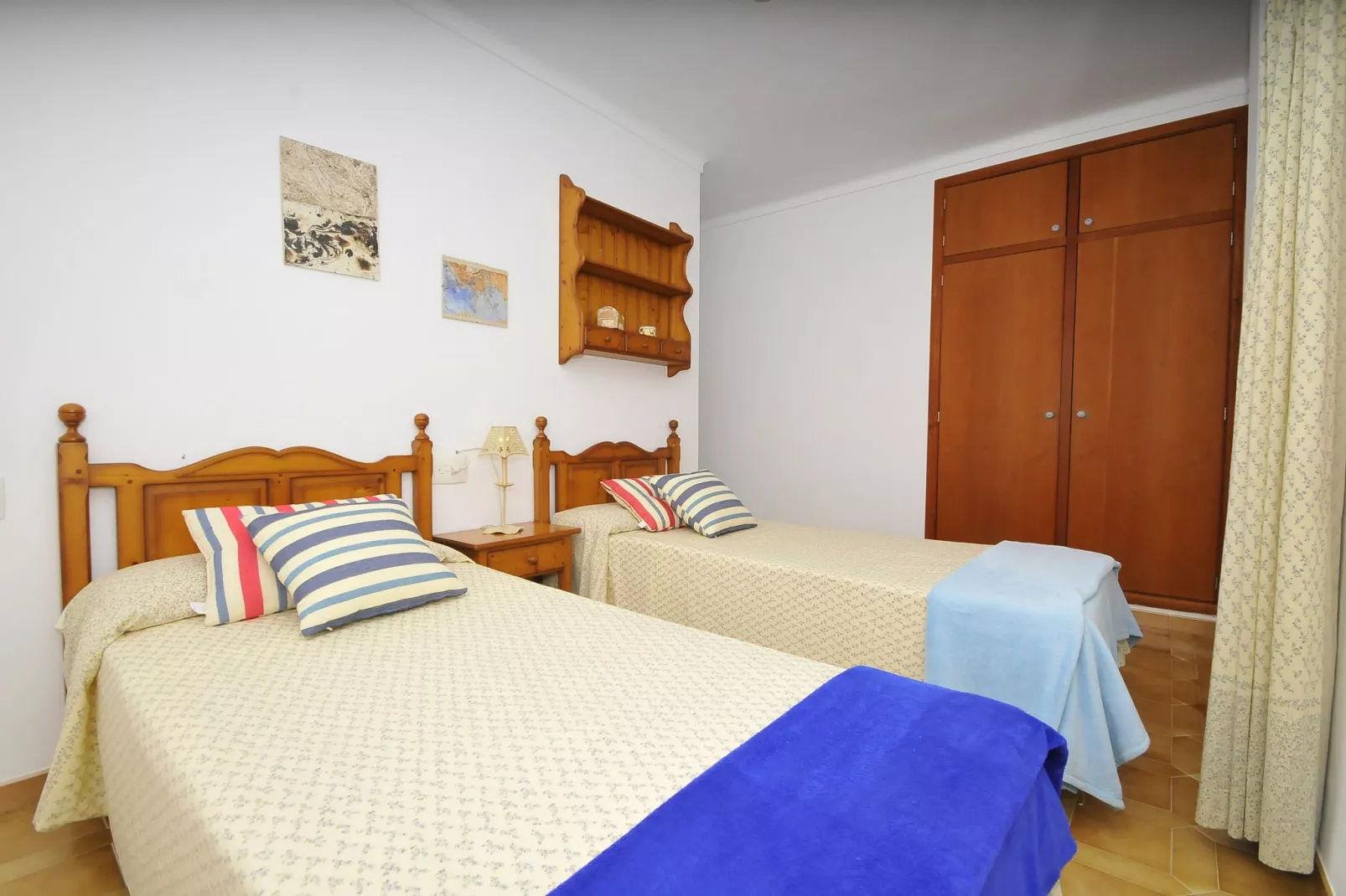Cora-Bedroom