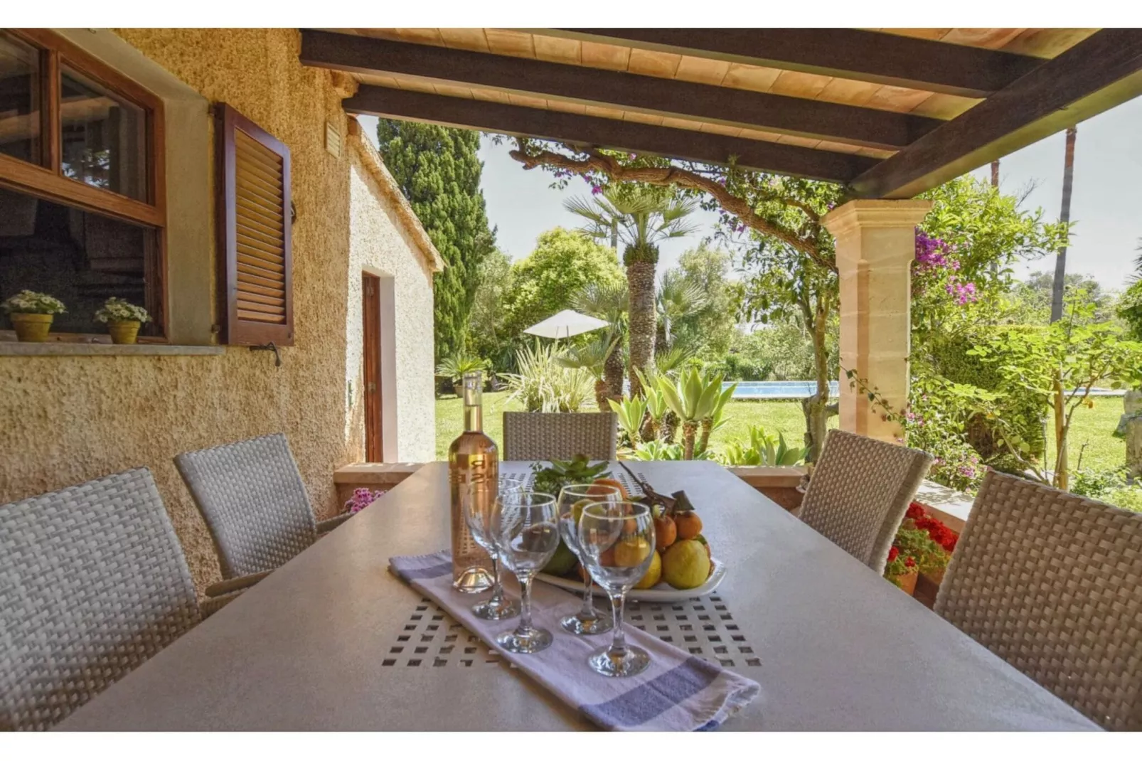 Tonina-Terrace balcony