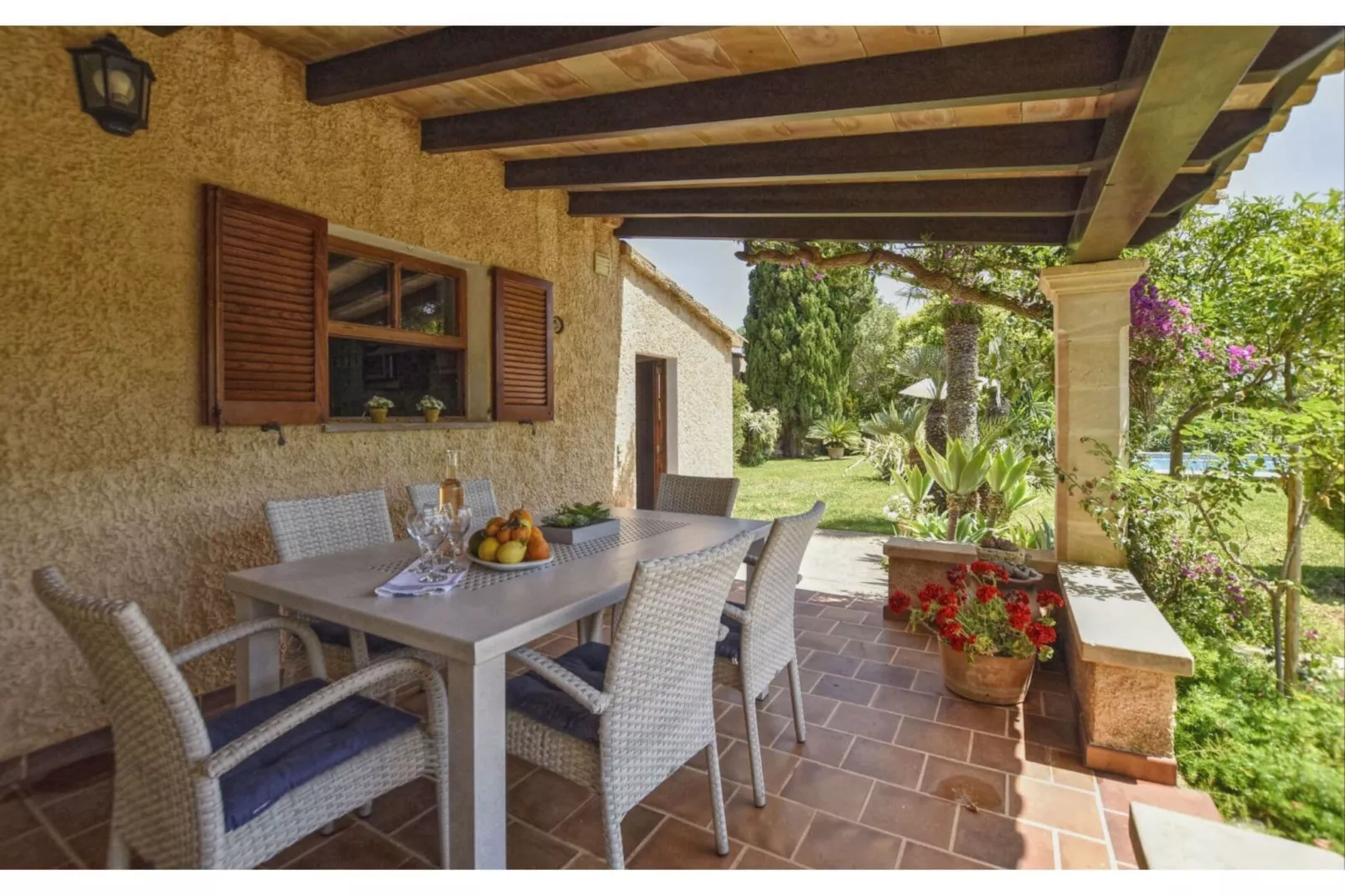 Tonina-Terrace balcony