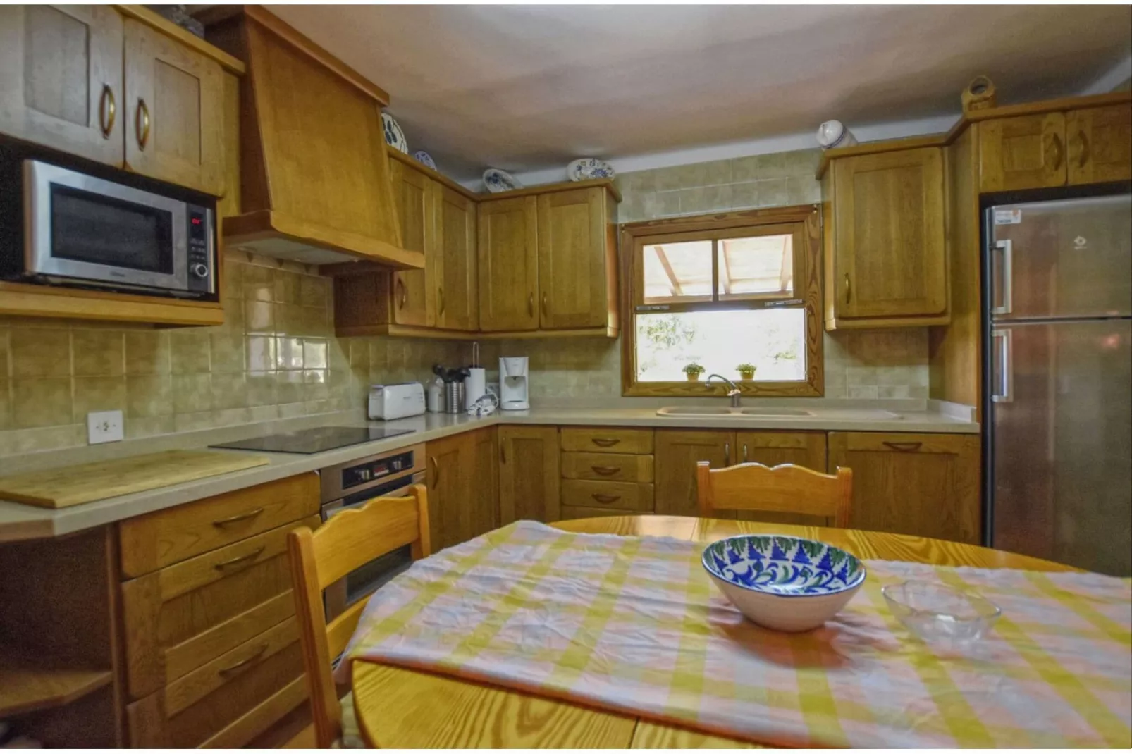 Tonina-Kitchen