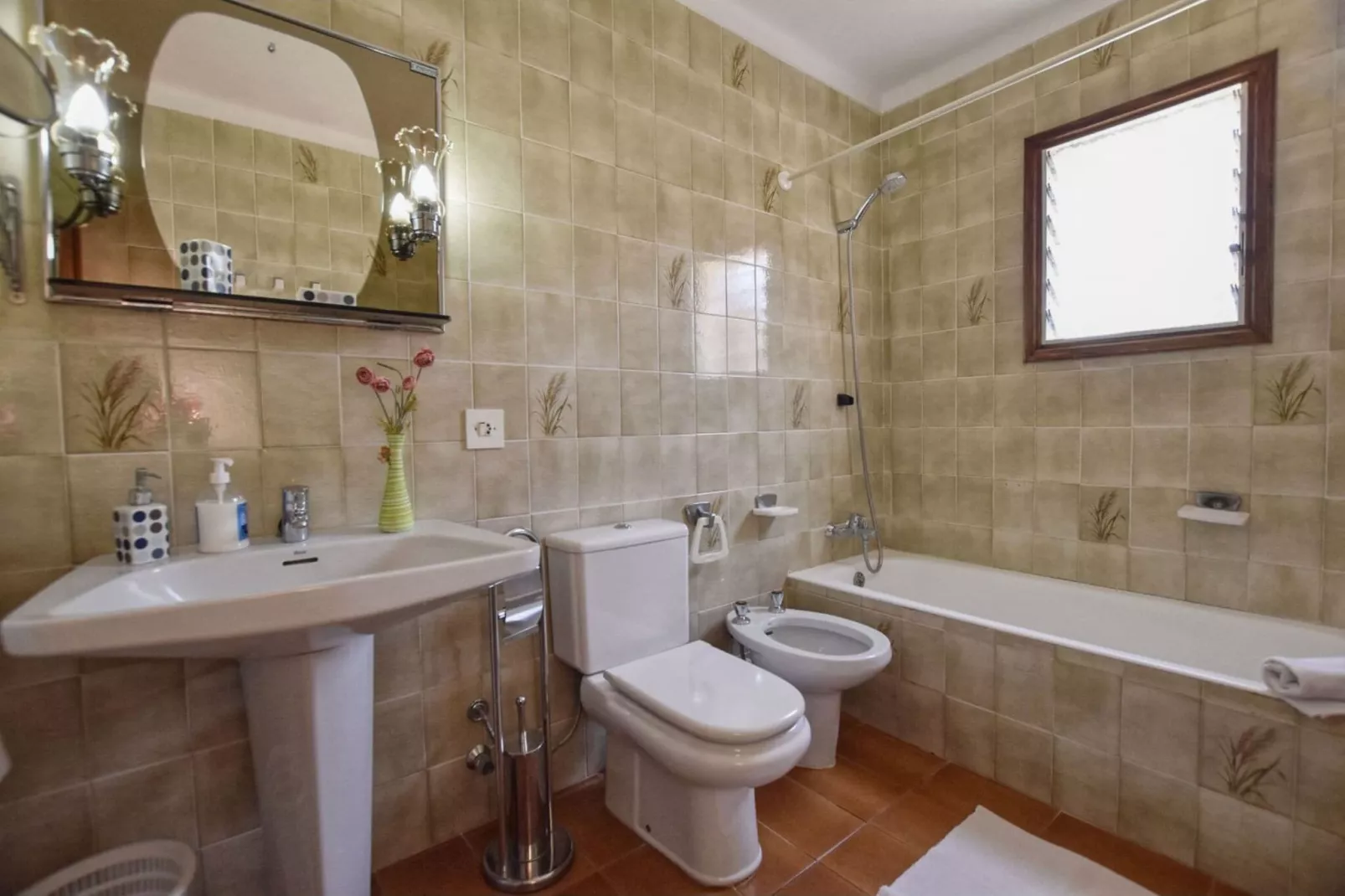 Tonina-Bathroom