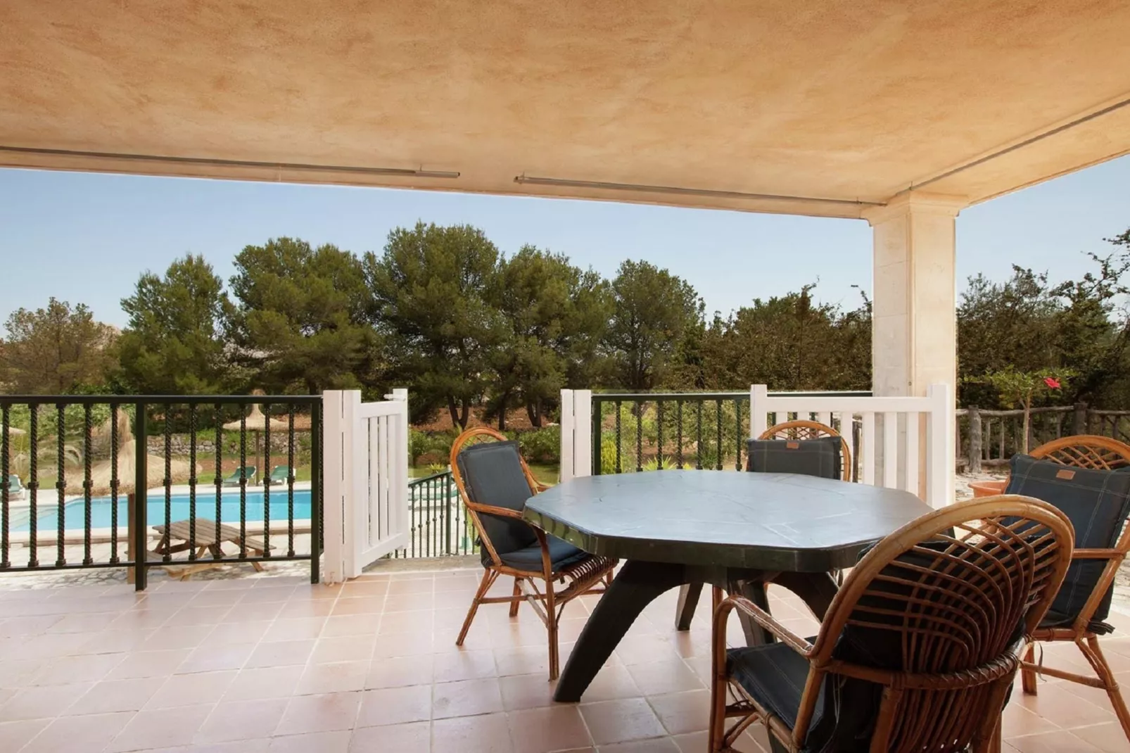 Almadrava-Terrace balcony
