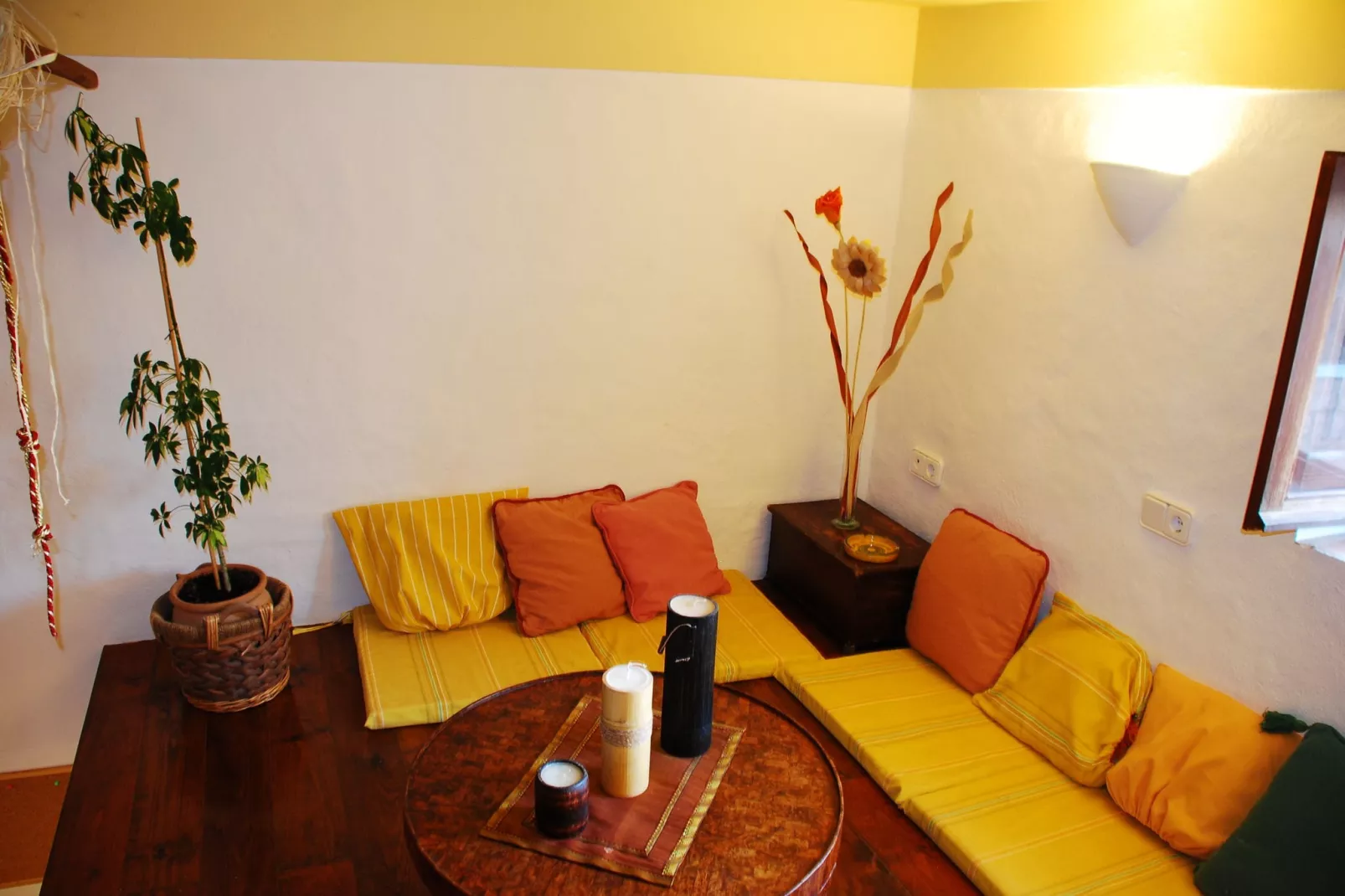 El Palau-Living room