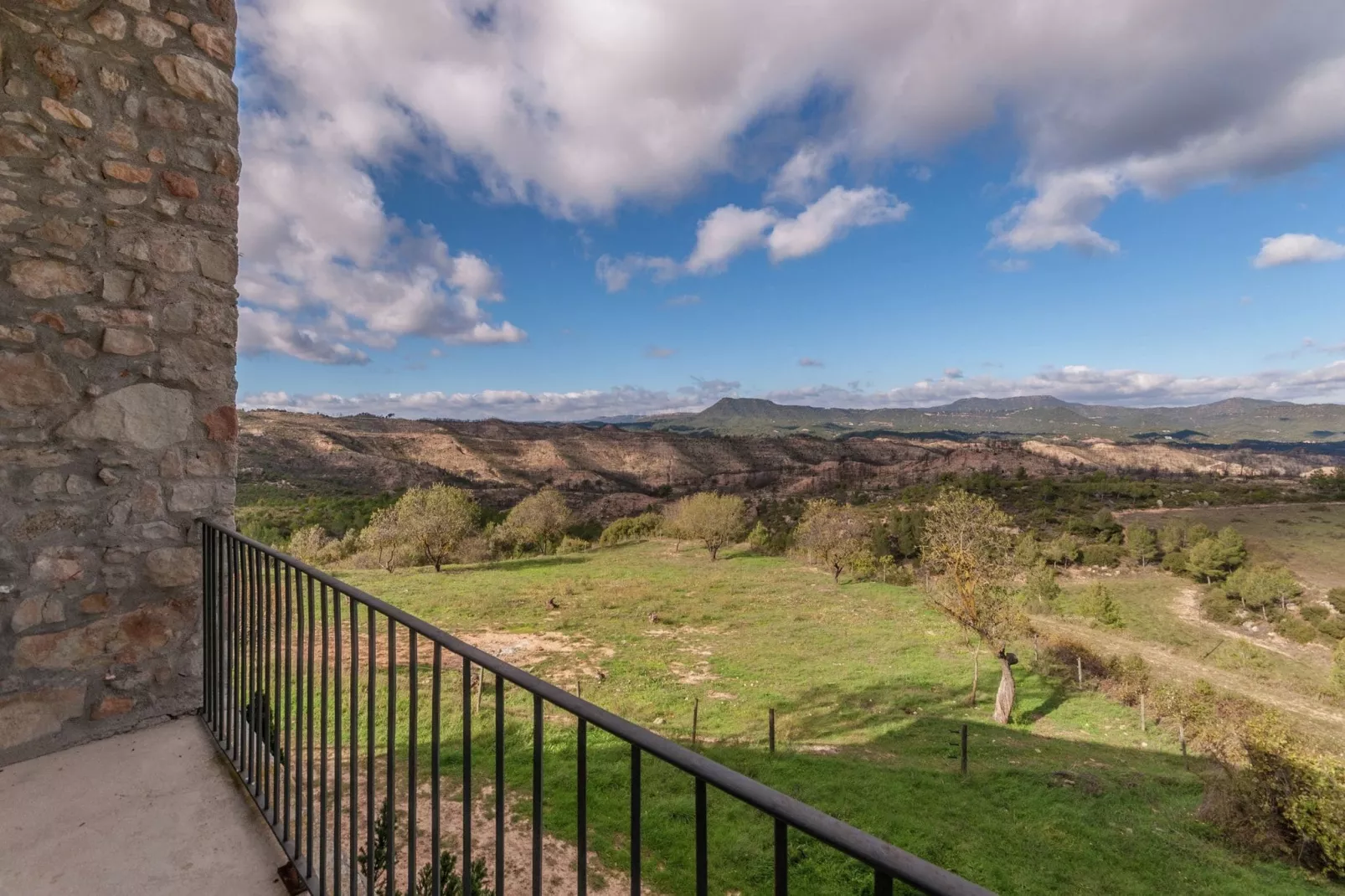Cal Sant Miquel-View summer